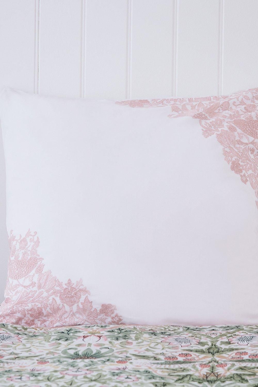 Morris & Co Strawberry Thief - Severne' Square Pillowcase