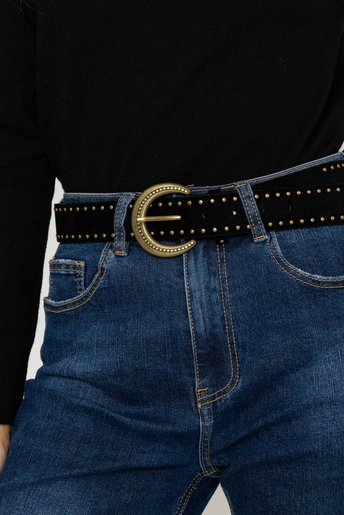 Narrow Stud Faux Suede Belt in Black
