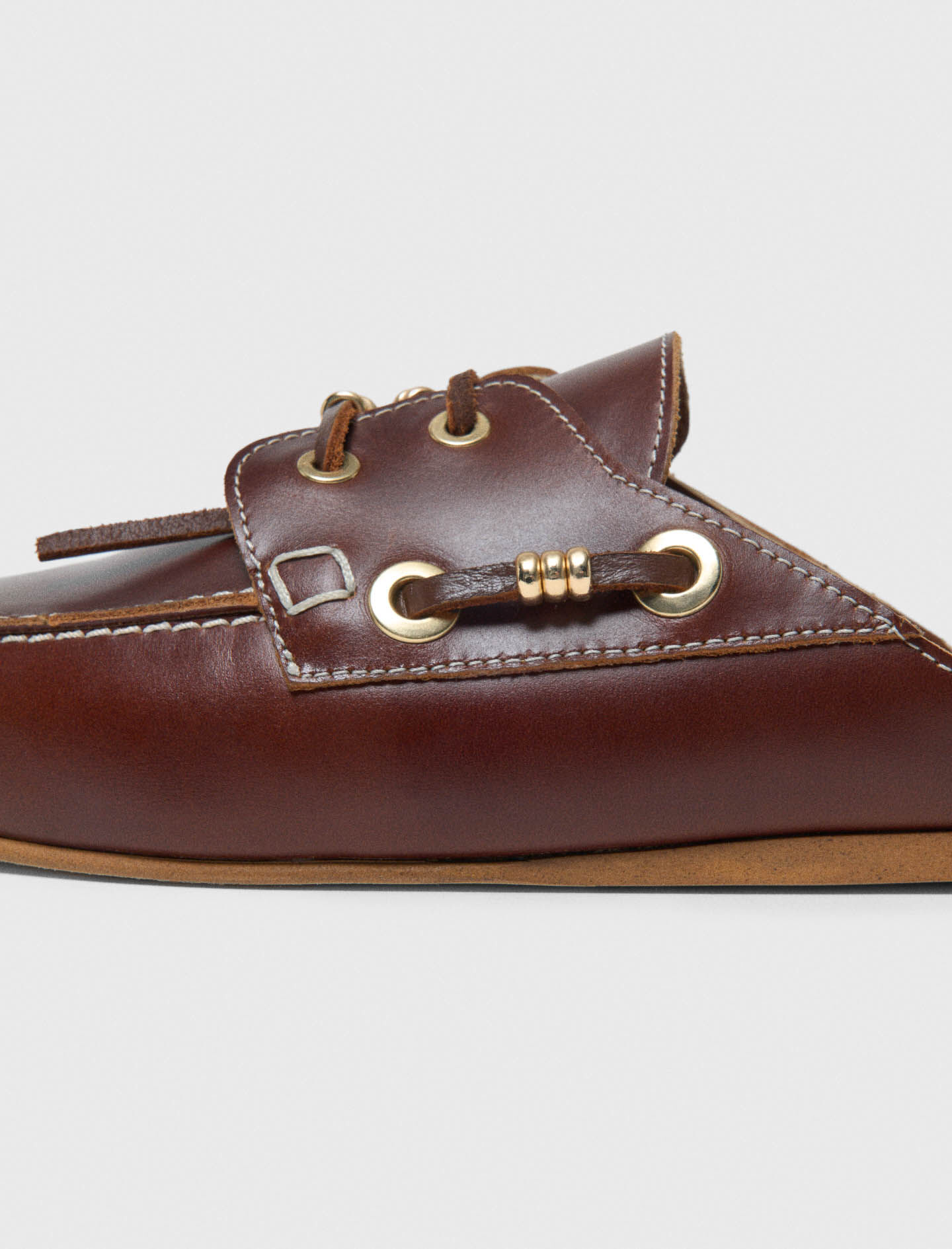Mules bateau en cuir