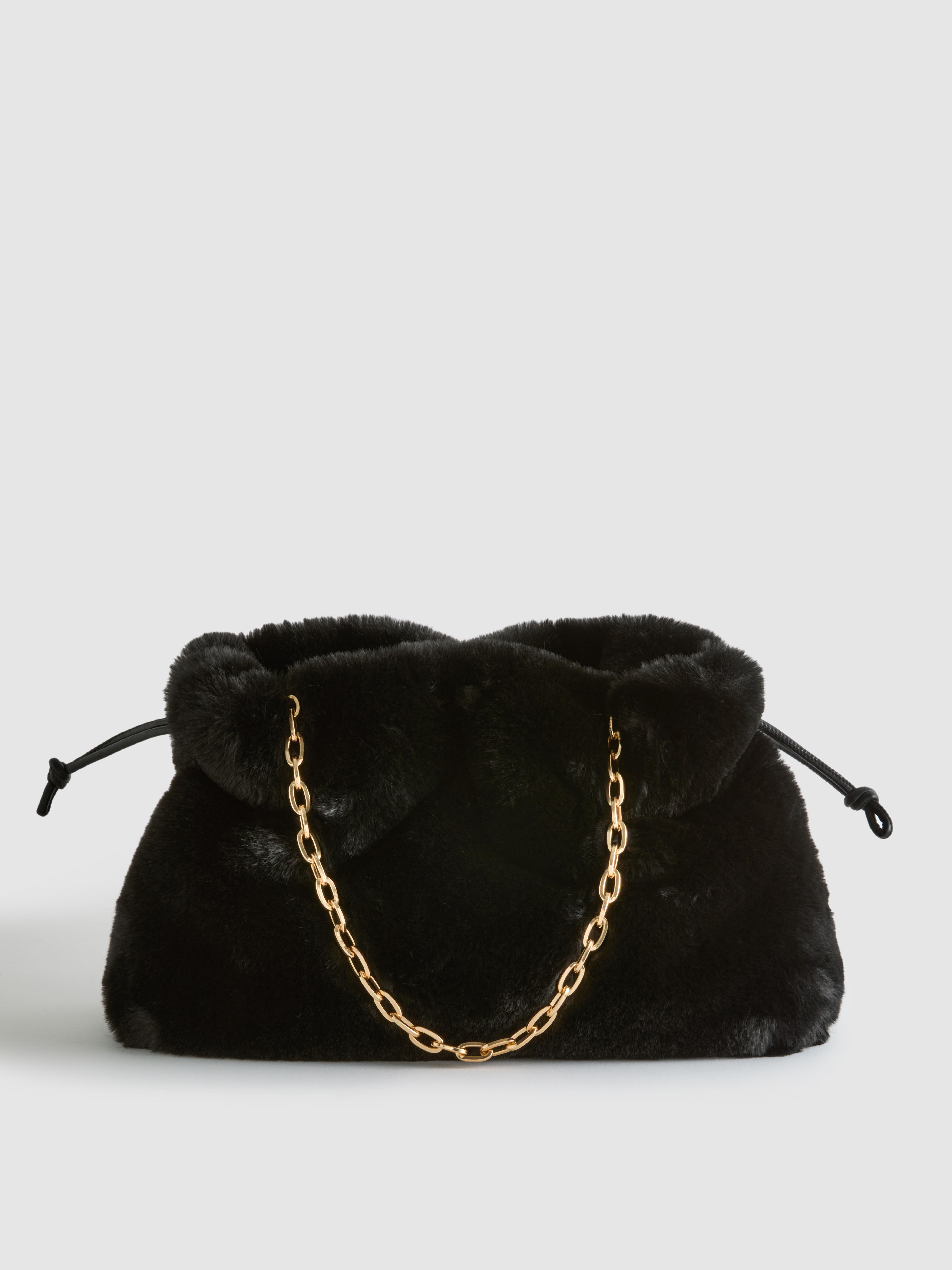 Paula Echevarría Faux Fur Pouch