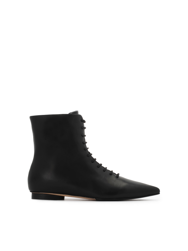 Black leather boots with zipper closure and silver logo-adorned toehold
