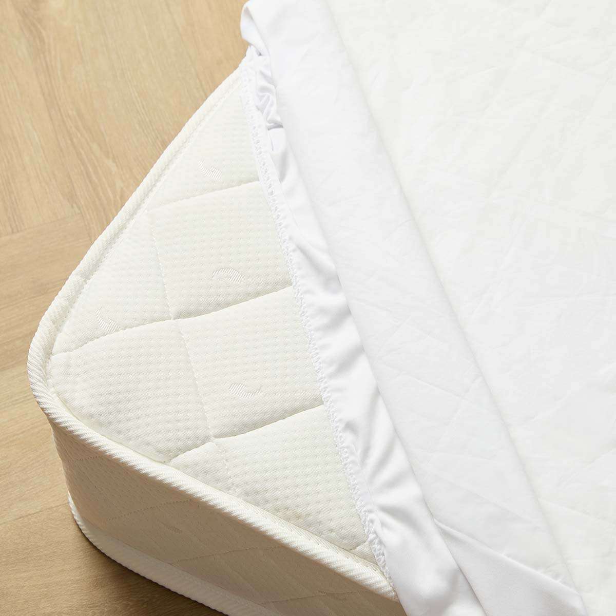 Mocka King Single Bed Mattress Protector
