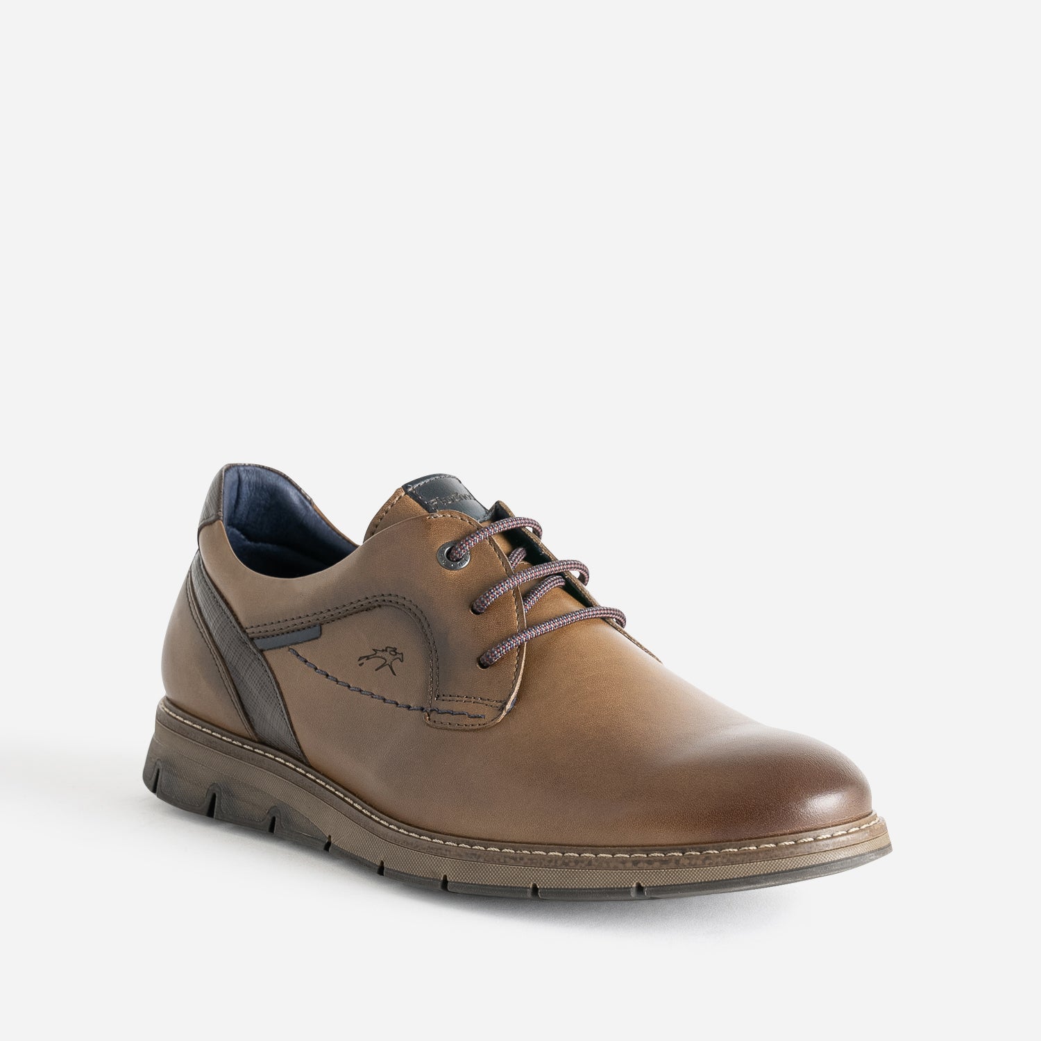 Derby FLUCHOS camel en cuir