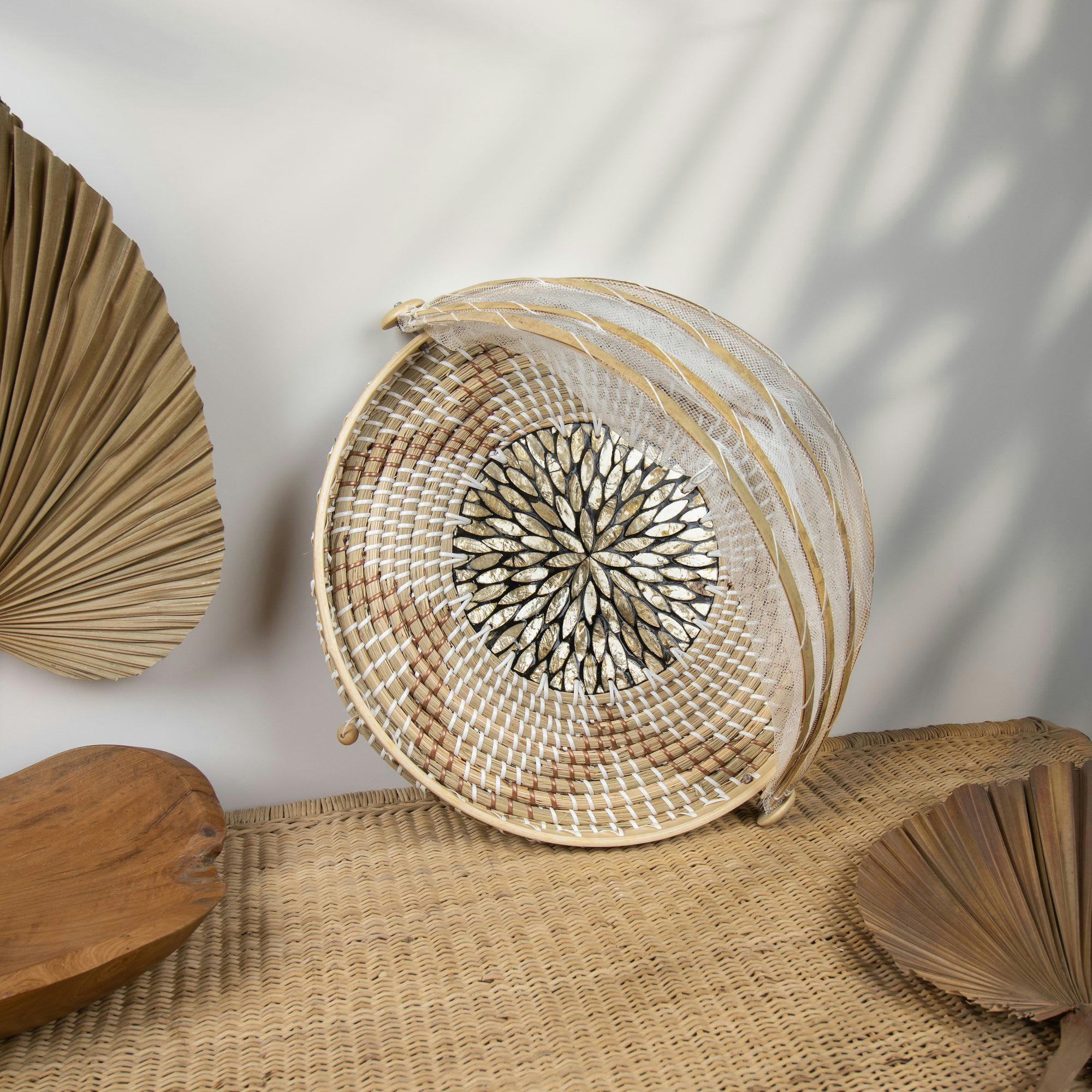 - Plateau rond en nacre Ø40cm