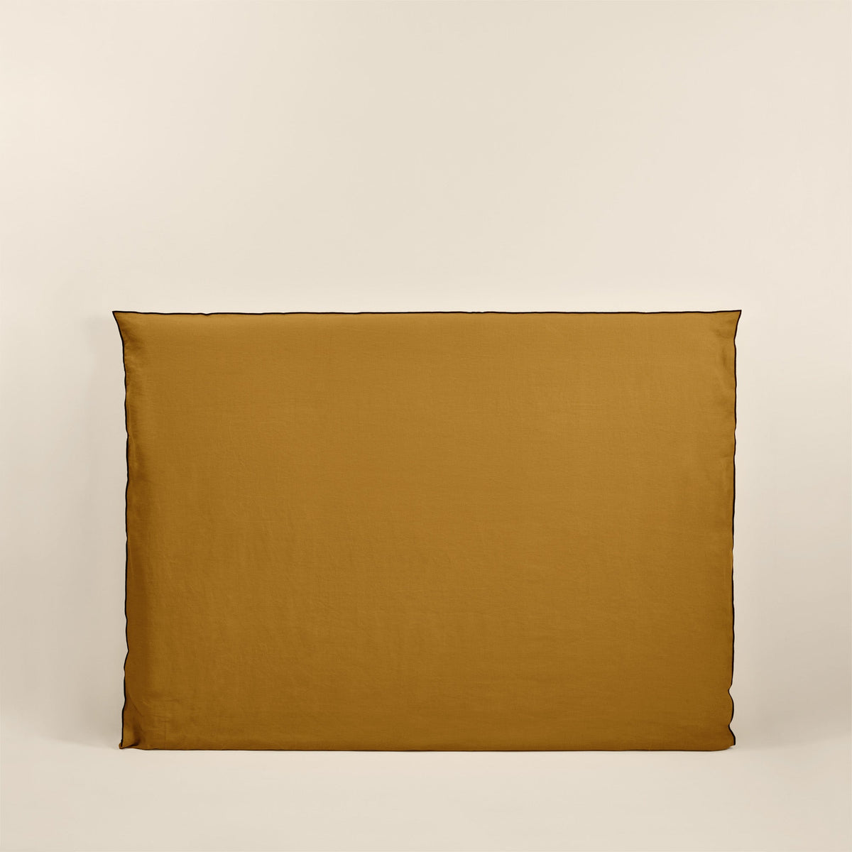 Madura Hoes voor hoofdbord Carlina bronzen en zwarte hommel 210x134 cm