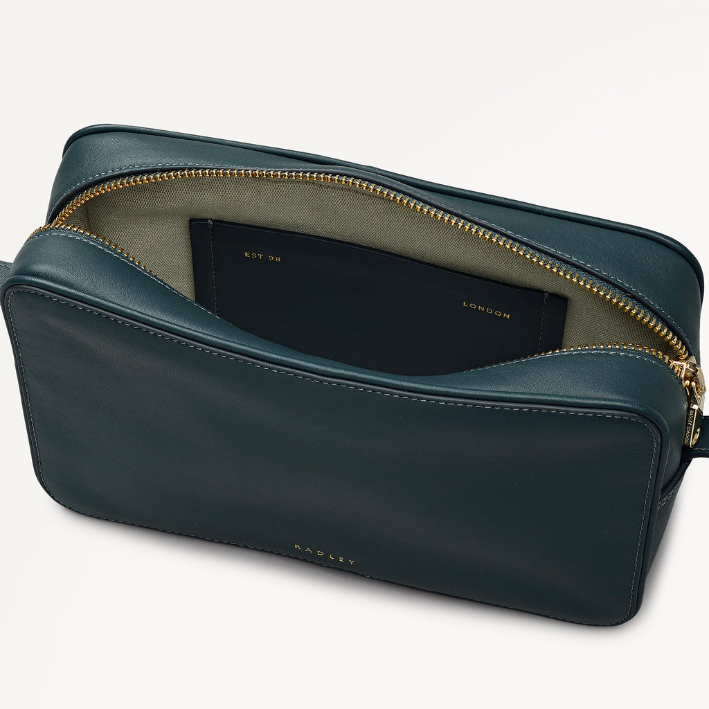 Duchess Close - Small Ziptop Cross Body