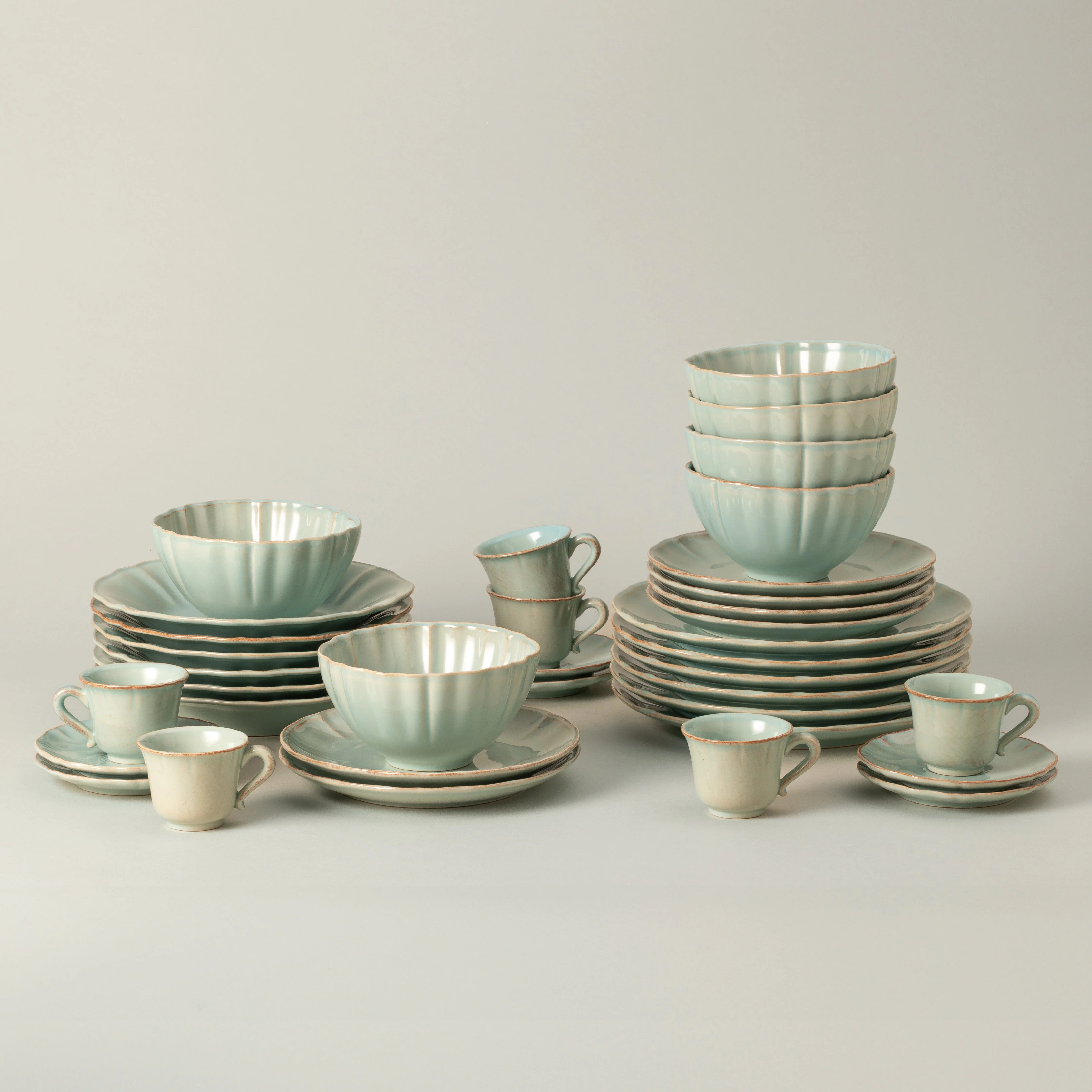 30-Piece Dinnerware Set with Coffee Cup and Saucer Alentejo