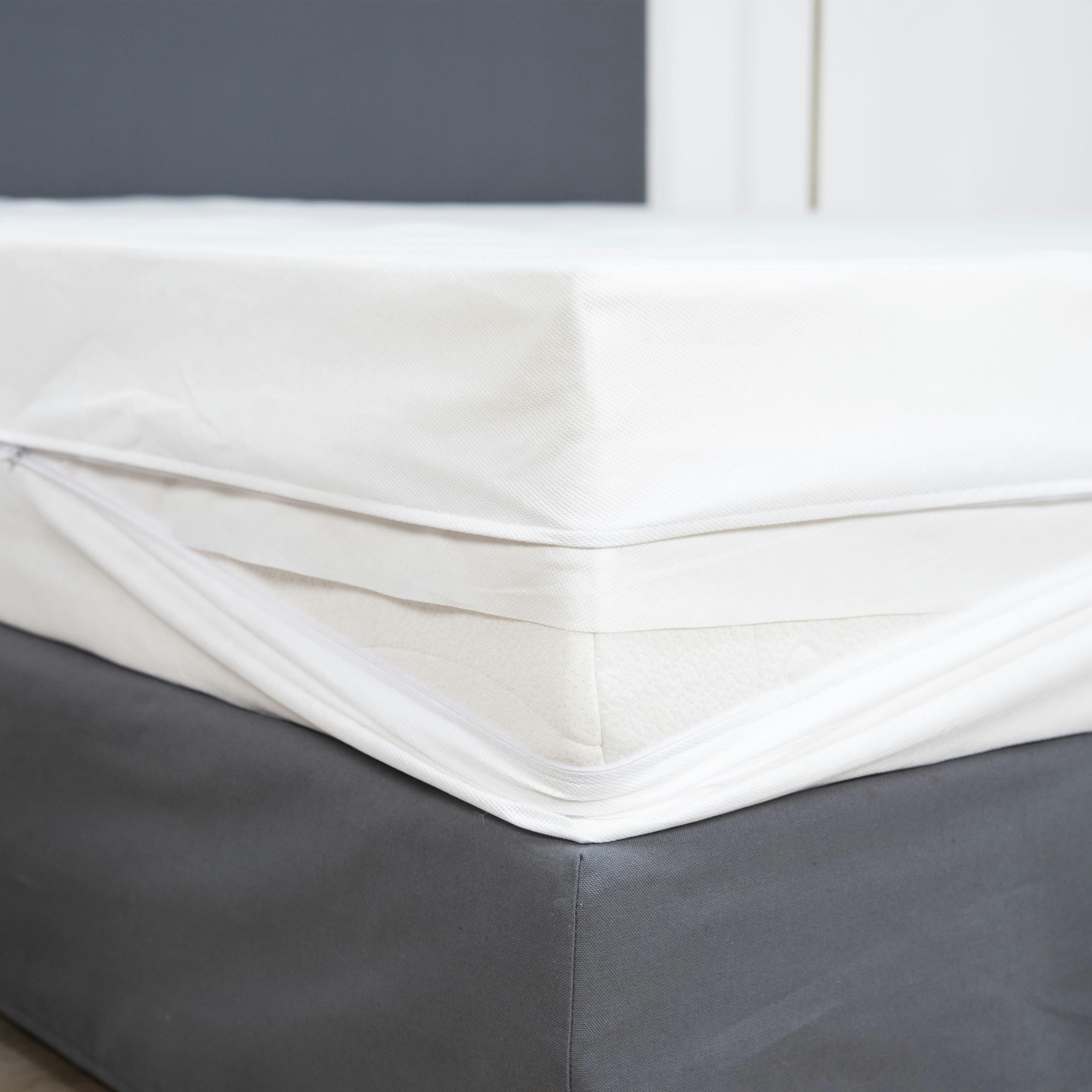 - Housse intégrale matelas Anti-Punaise de lit 90x190x30 cm