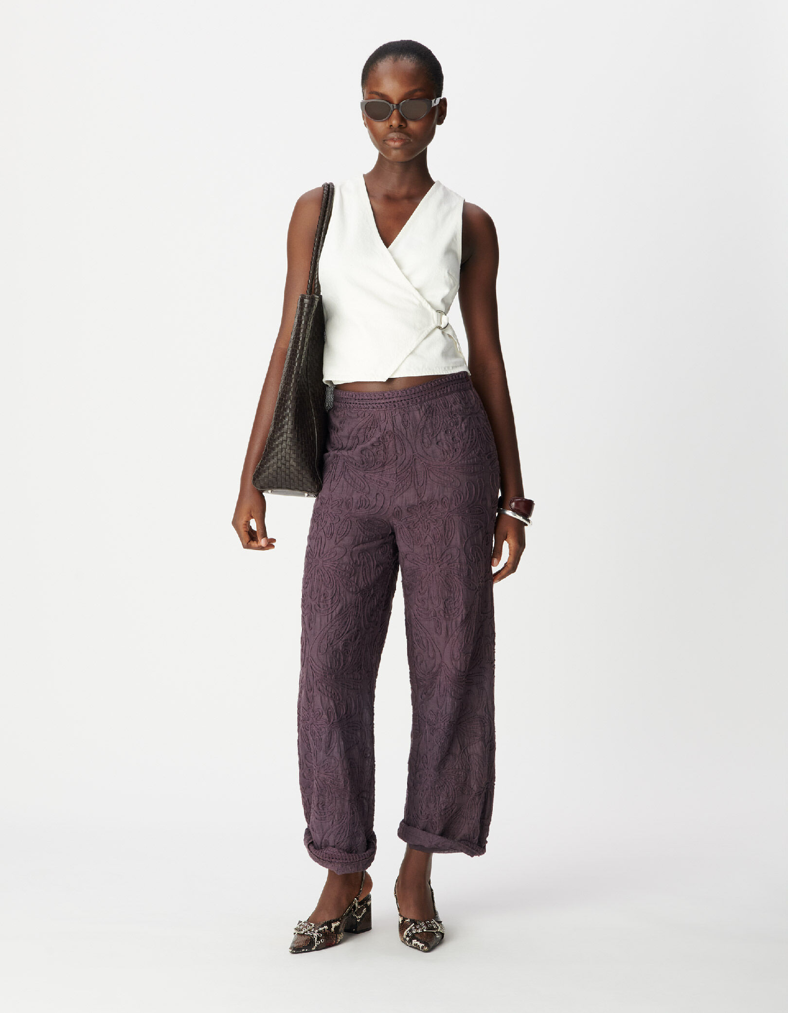 Pantalon large bordeaux motifs brodés crochet Femme
