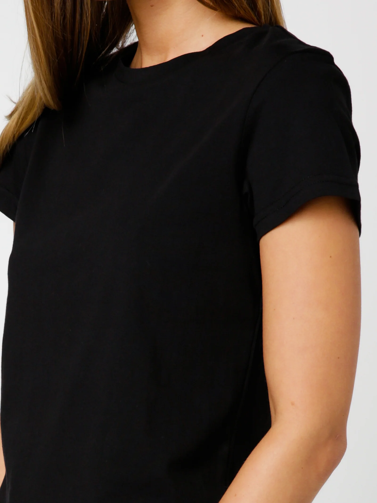 Cara Crew Neck tee