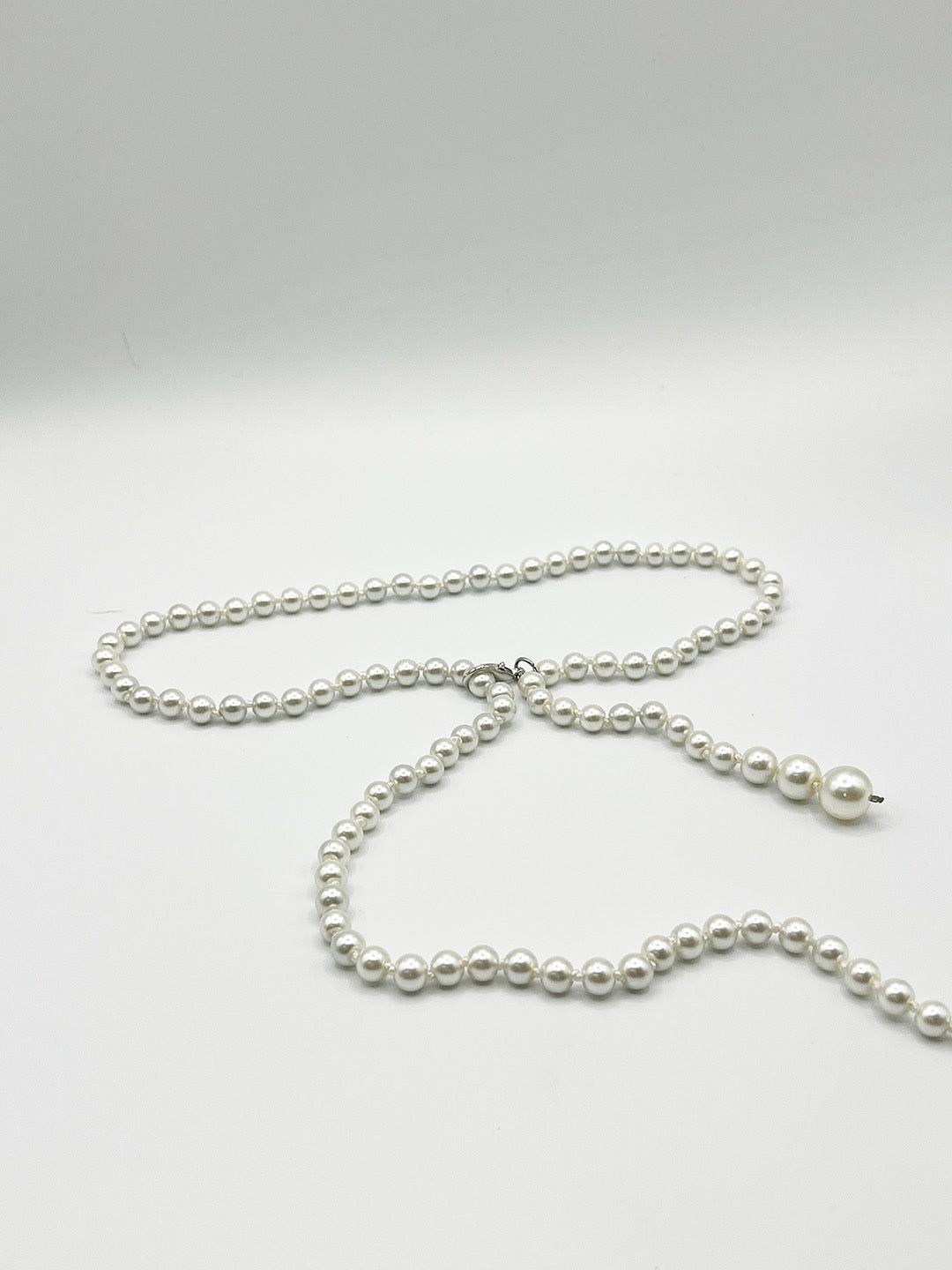 SVNX Pearl Chain Belt In Silver