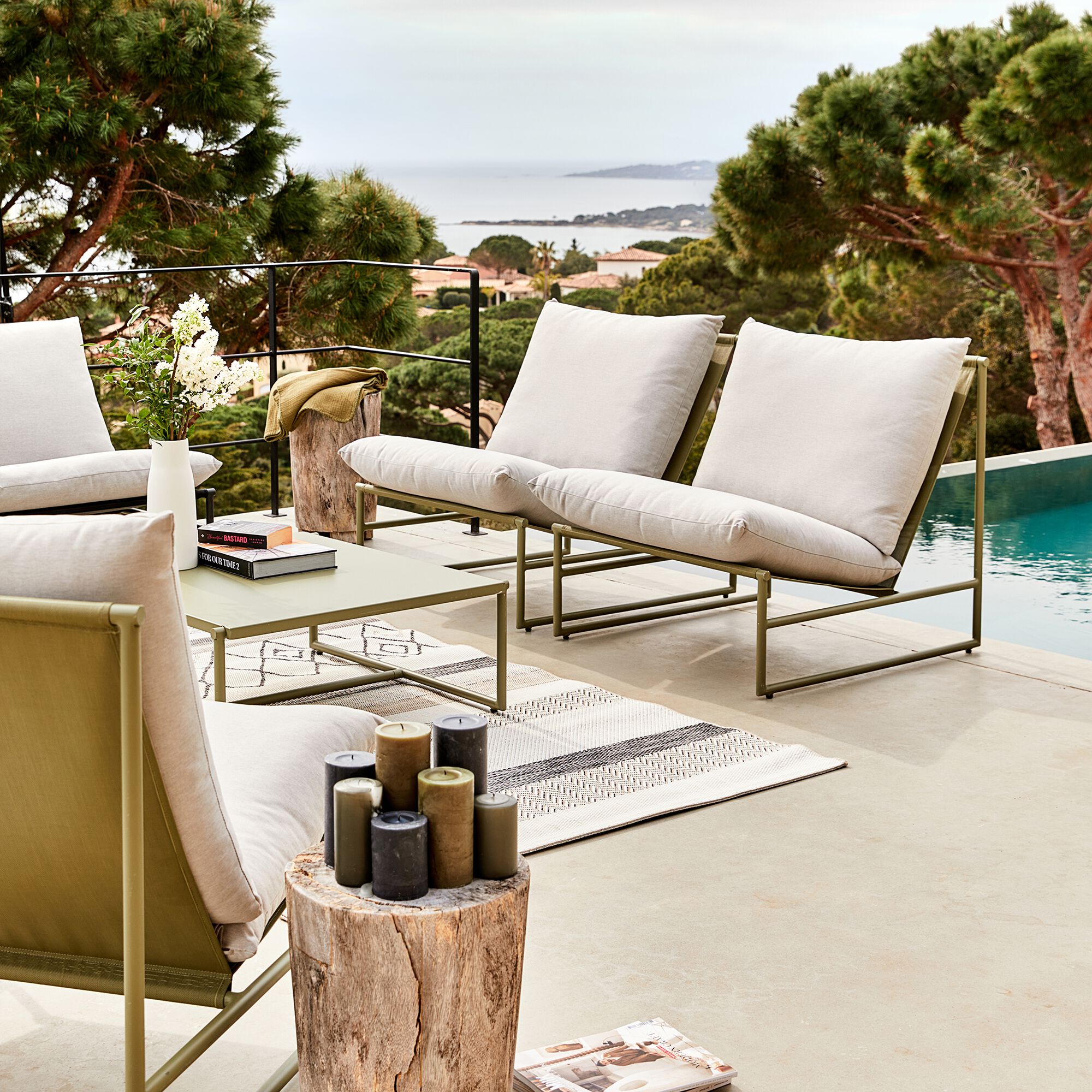 LANTA - Fauteuil de jardin en aluminium - vert cèdre