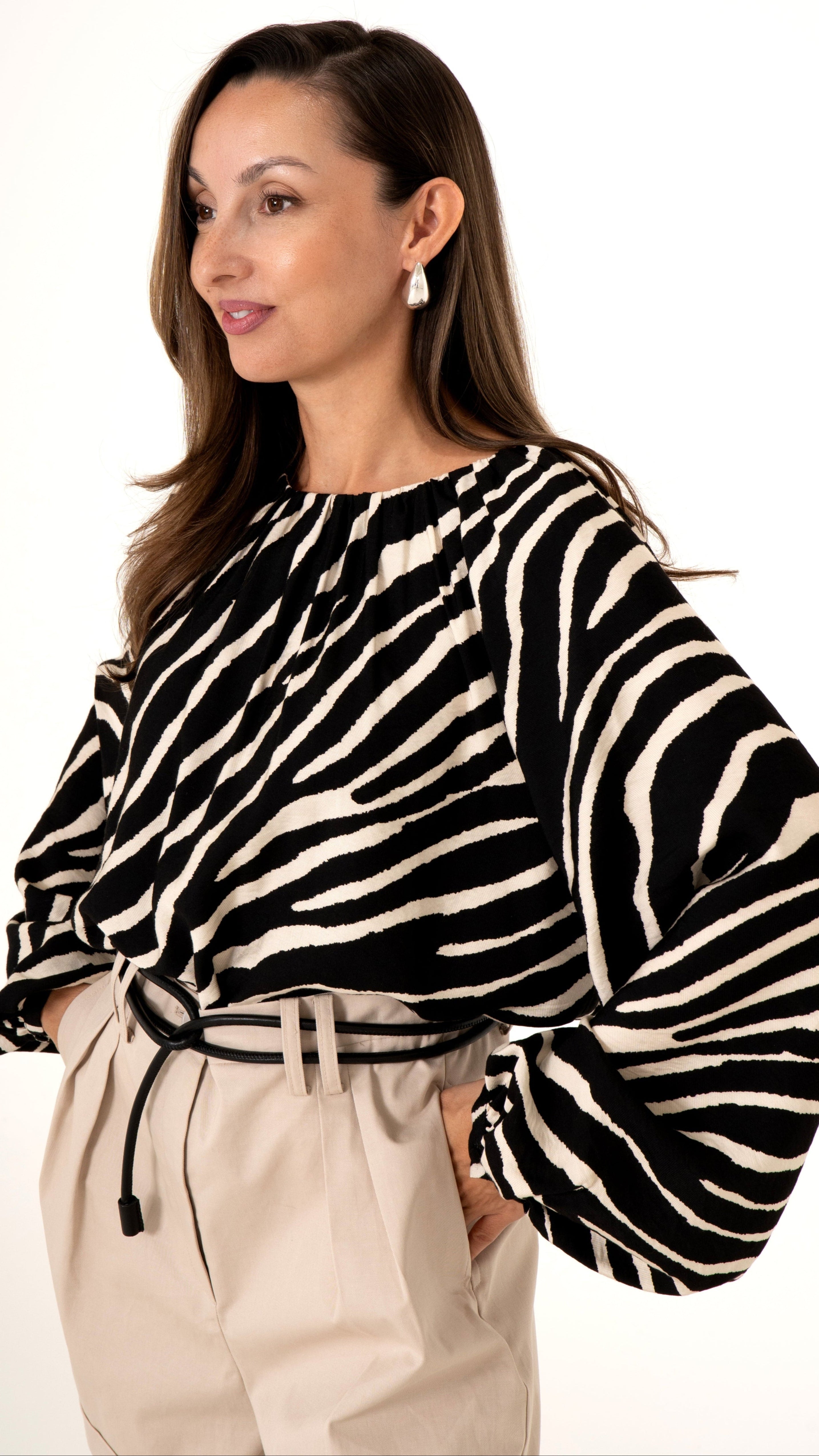 ANIMAL PRINT BLUSE