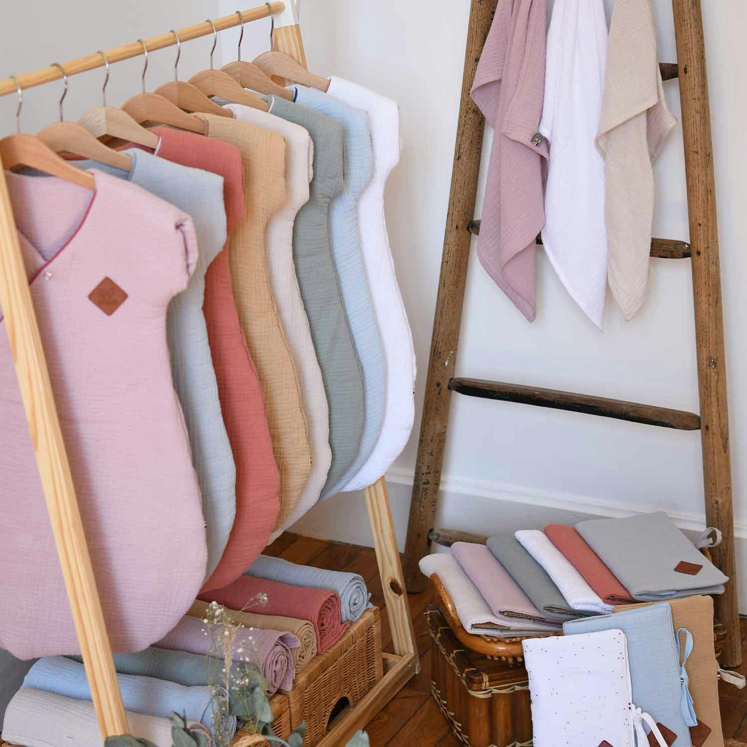 JEANNE - Protège carnet de santé en gaze de coton  Gris clair