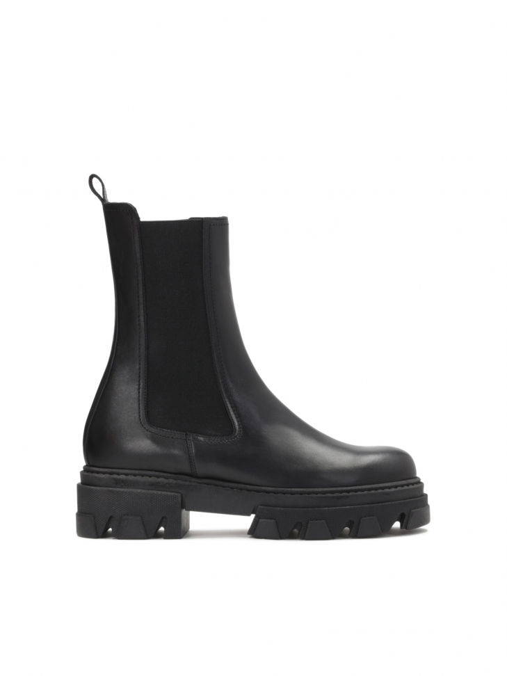 Ladies' black ankle boots