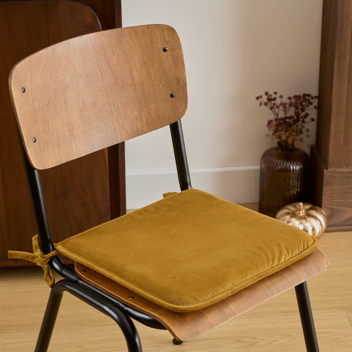 Chair cushion "Lilou" Mordor&eacute;, 38x38 cm