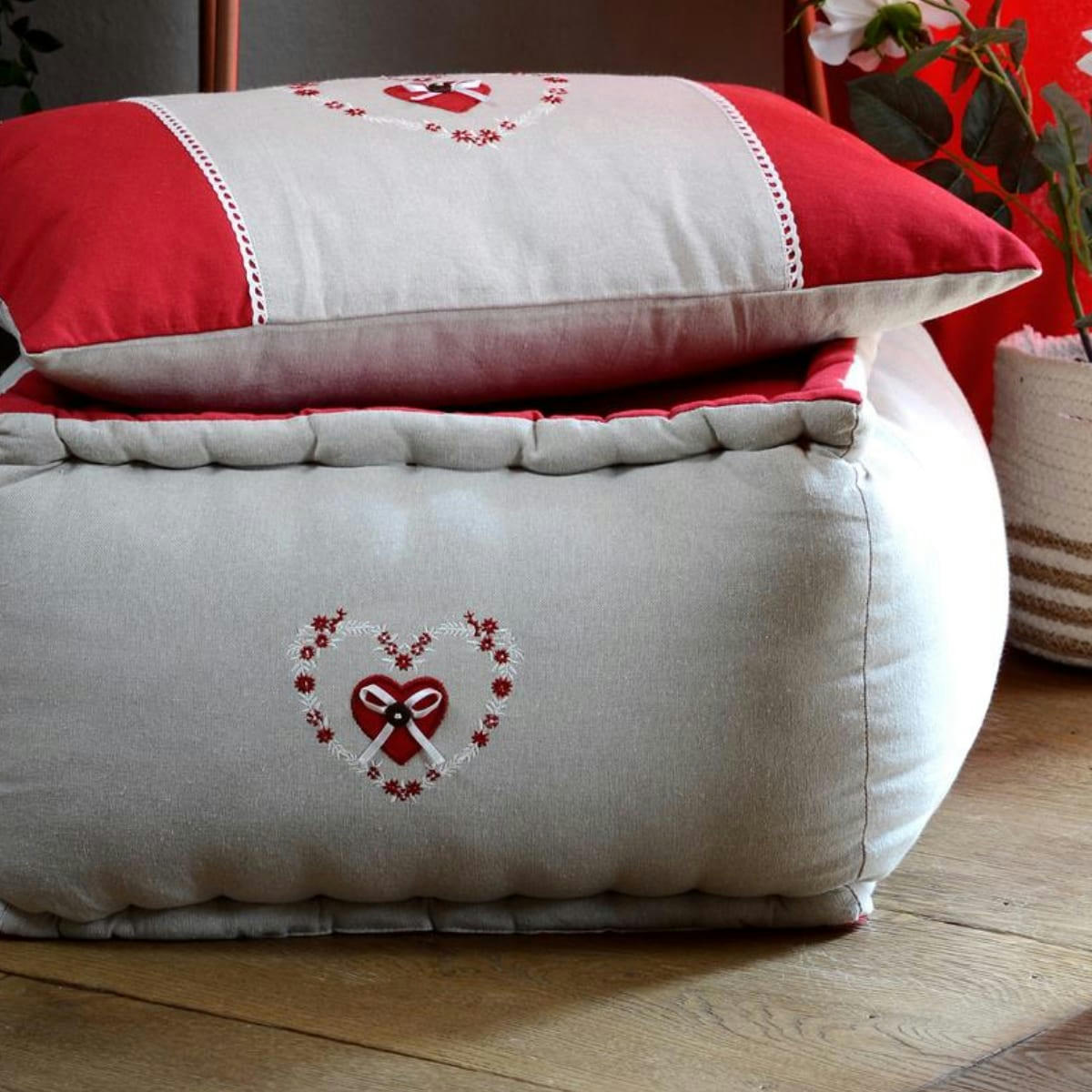 - Coussin pouf de sol Pauline rouge et beige
