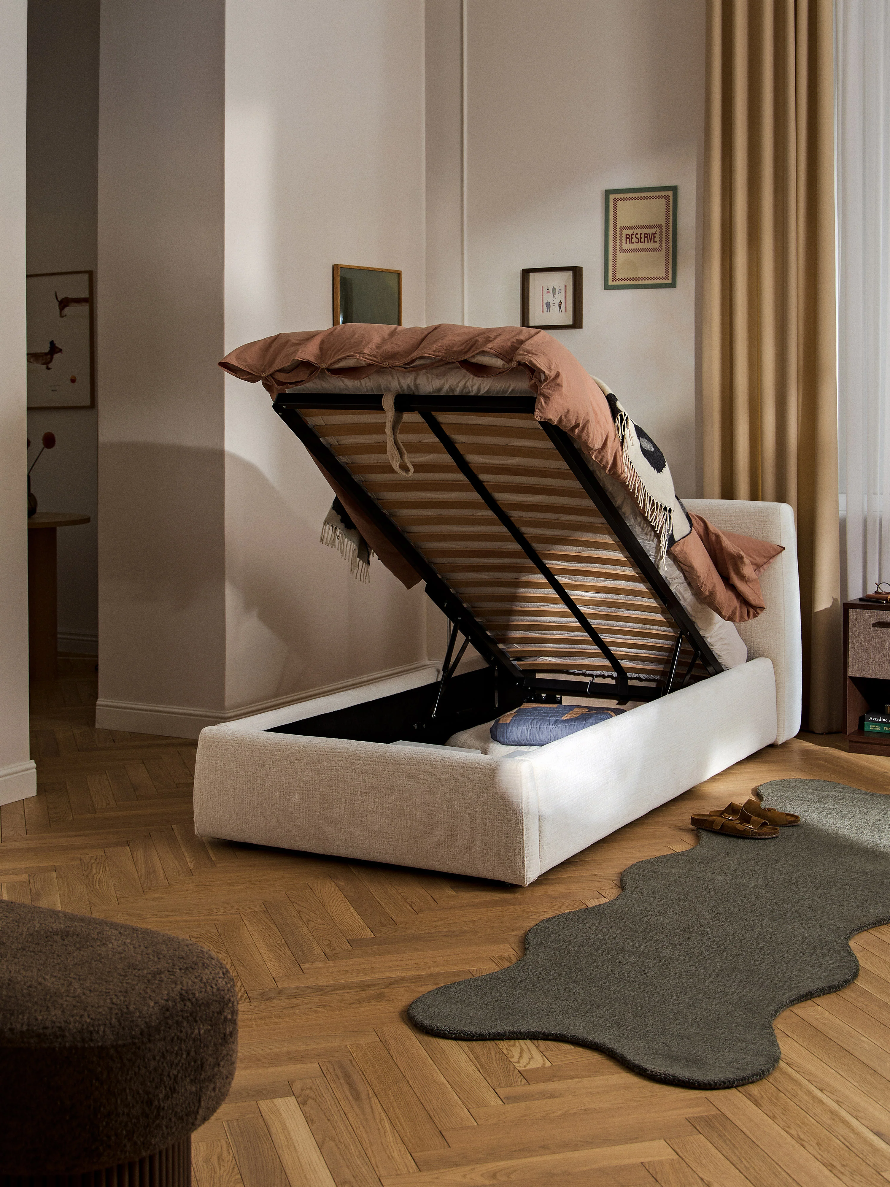 Polster-Einzelbett Cloud mit Stauraum