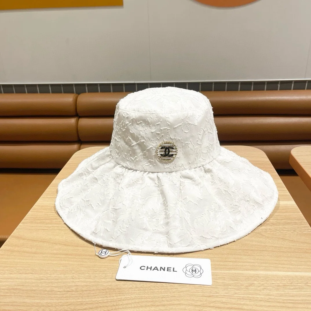 Chanel  Little Fragrant Wind Fisherman Hat  Sunhat