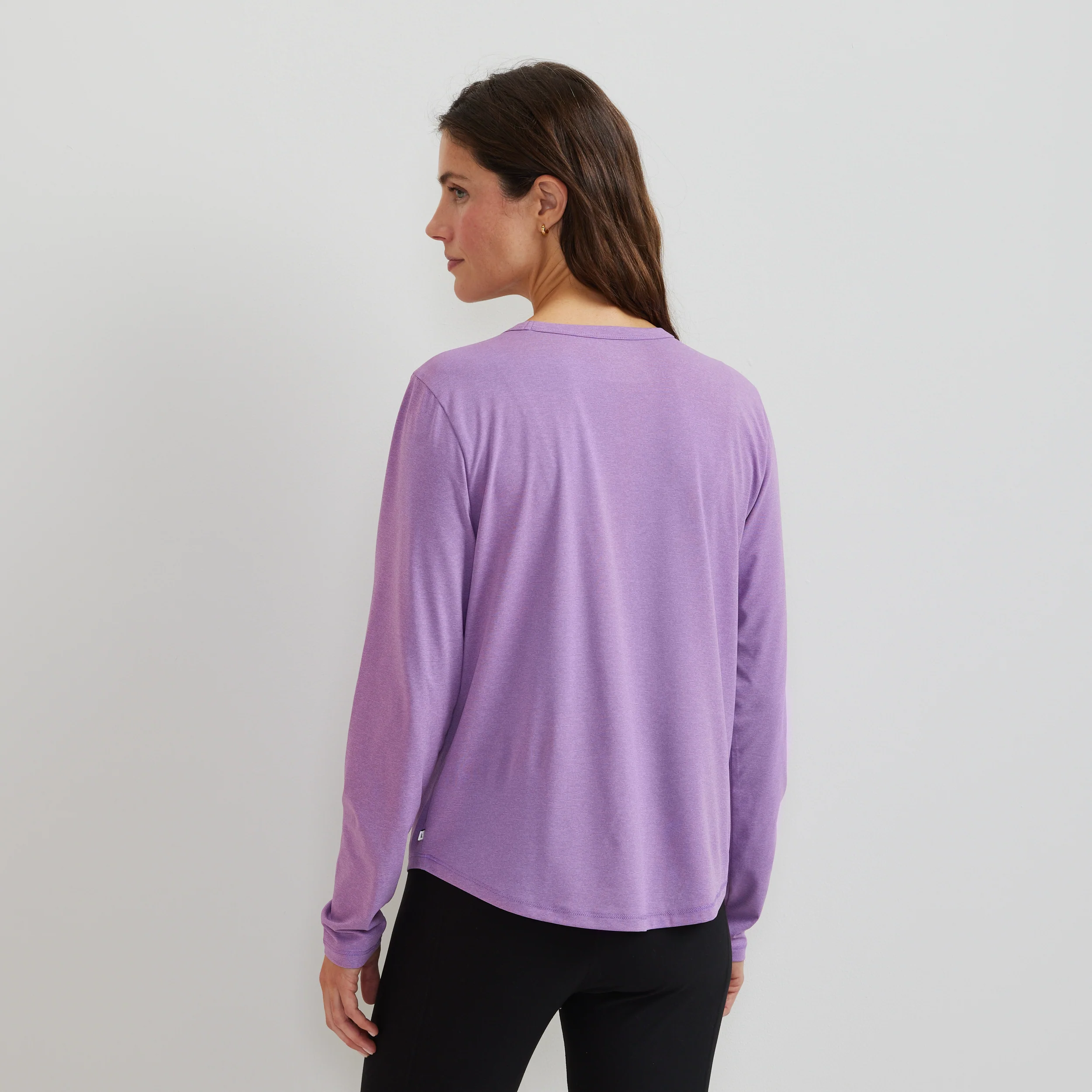 Women's Trek Light Hike Long-Sleeve Crewneck T-Shirt