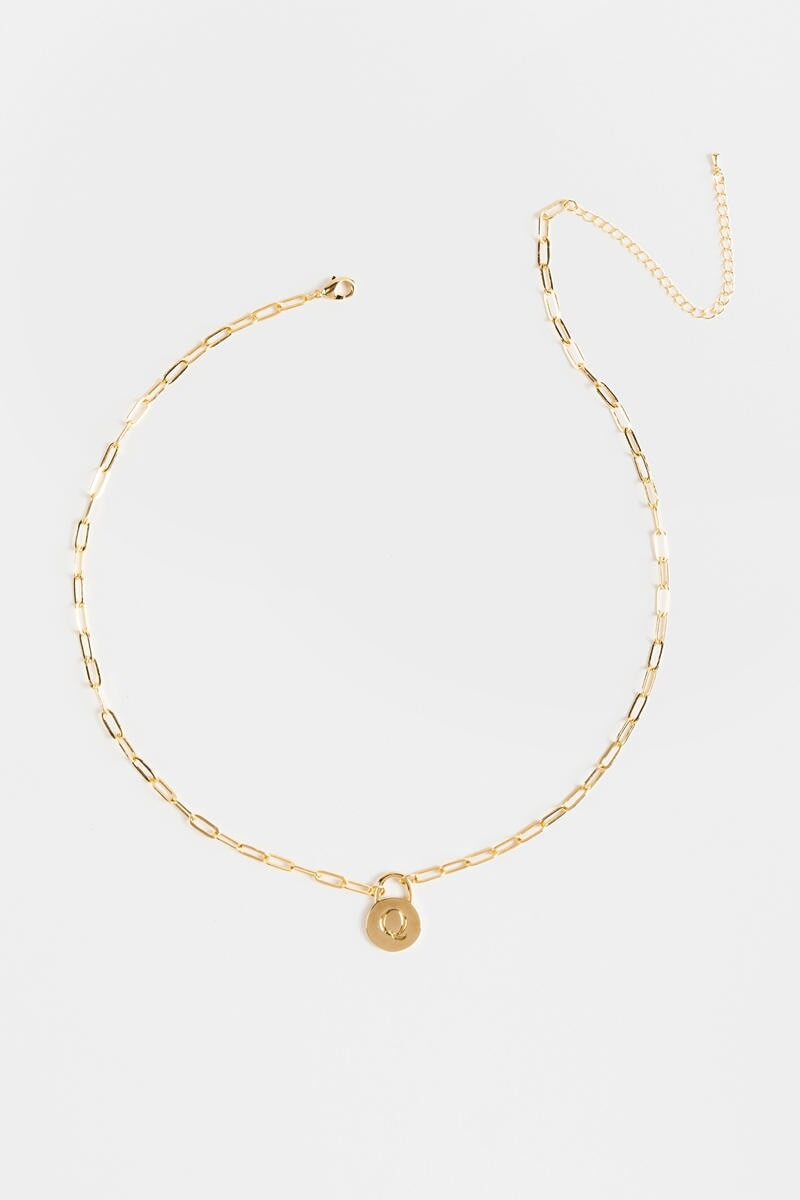 Initial Curb Chain Pendant Necklace Gold
