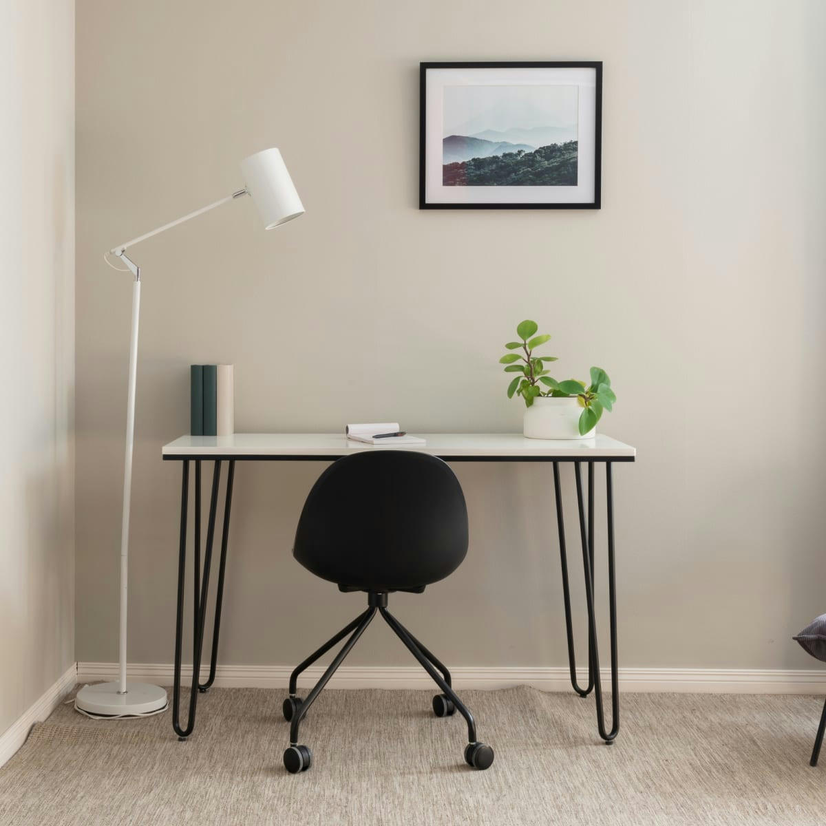 WEKO - Bureau scandinave 120x75cm en bois et métal blanc