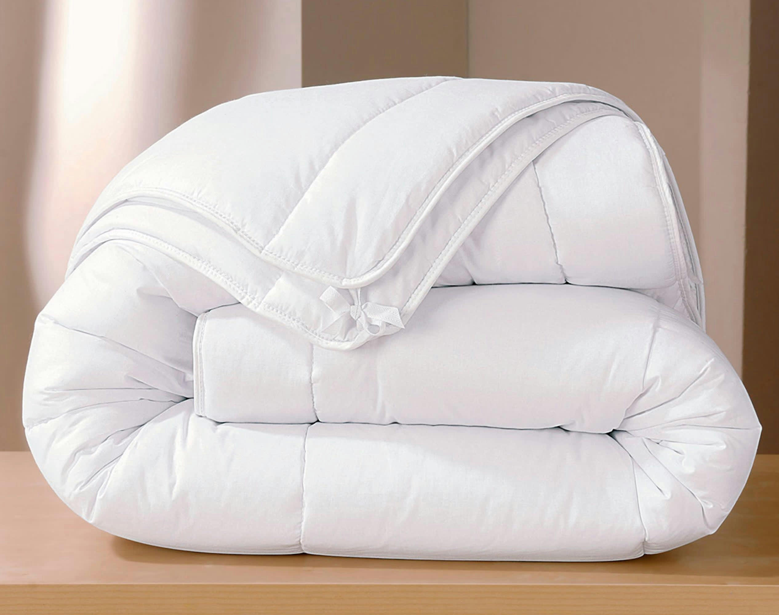 HOYA - Couette 4 saisons 200x200 blanche en polyester 200+300 g/m²