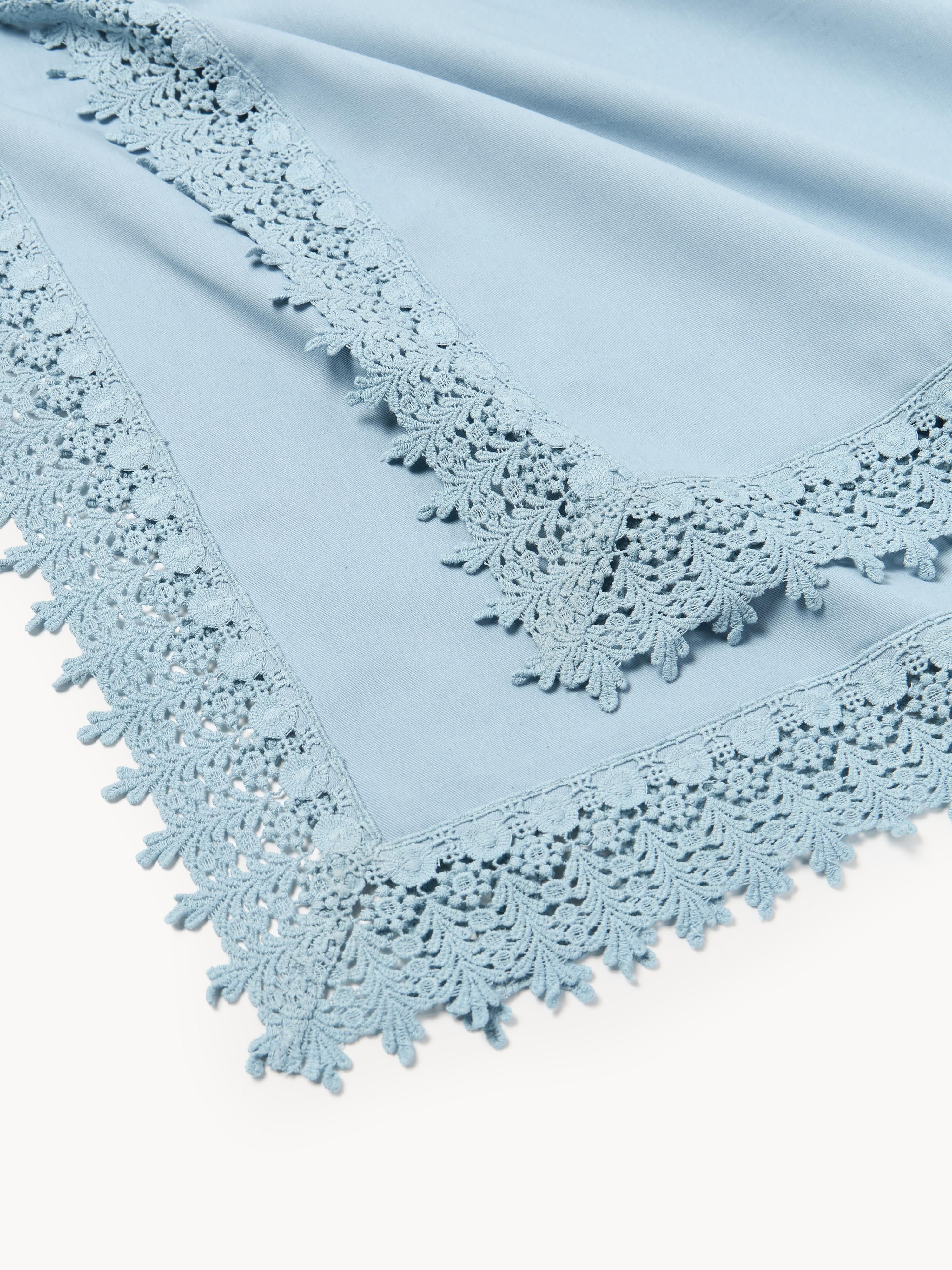 Tischdecke Flavia mit Spitzenabschluss