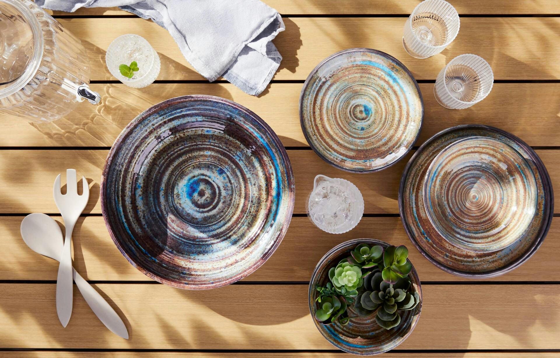 CANVAS Seashore Outdoor Hand Painted Side Plates, 1-pc