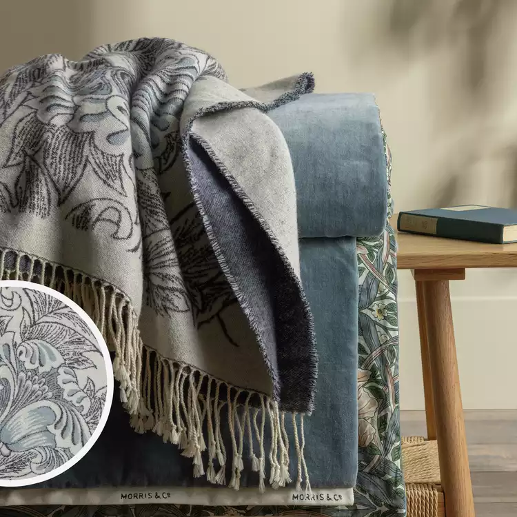 Habitat x Morris & Co. Tulip Toile Woven Throw - Navy