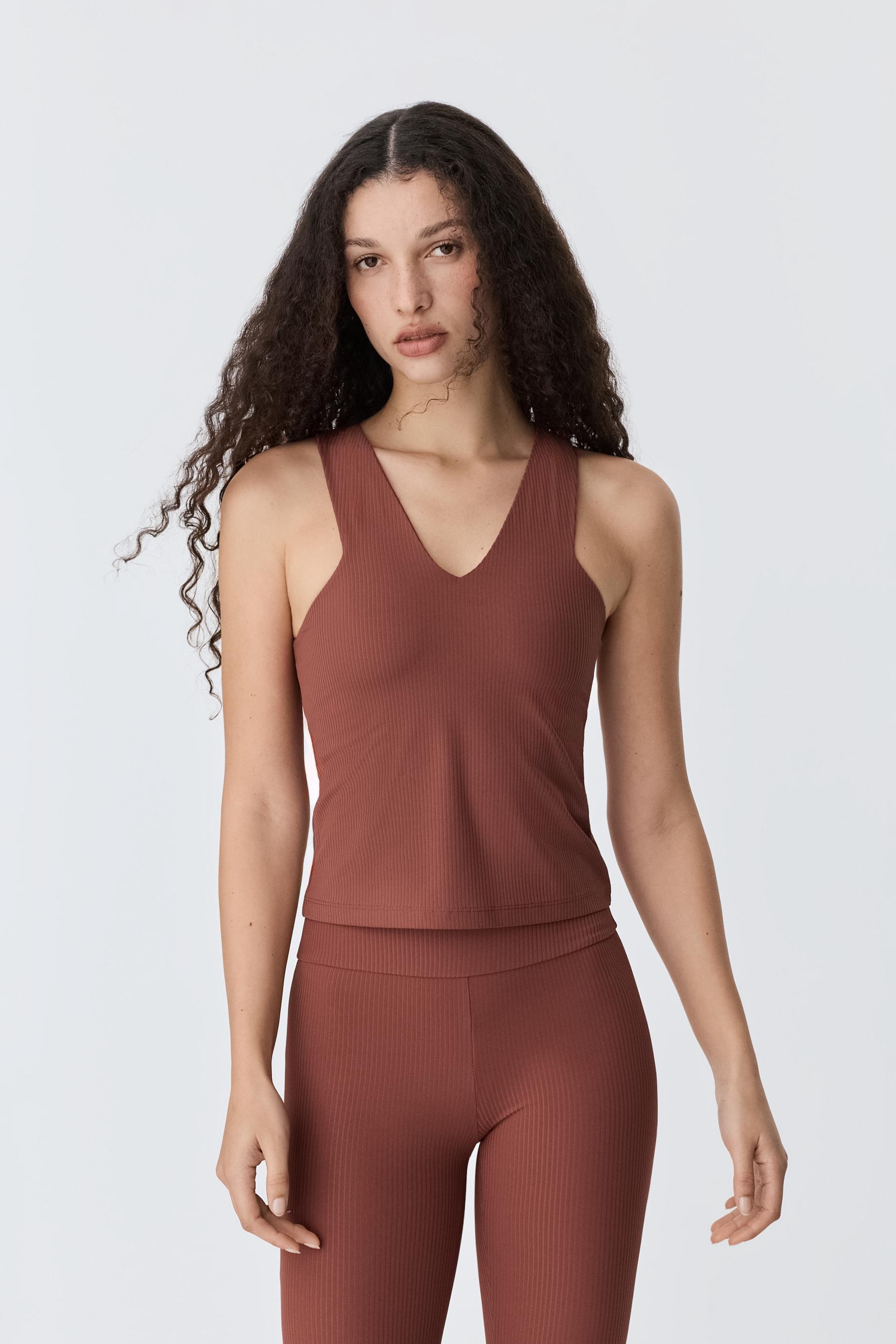 Top deportivo rib