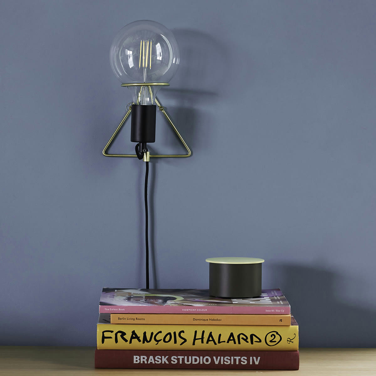 EUREKA - Lampe murale en laiton laiton et noir