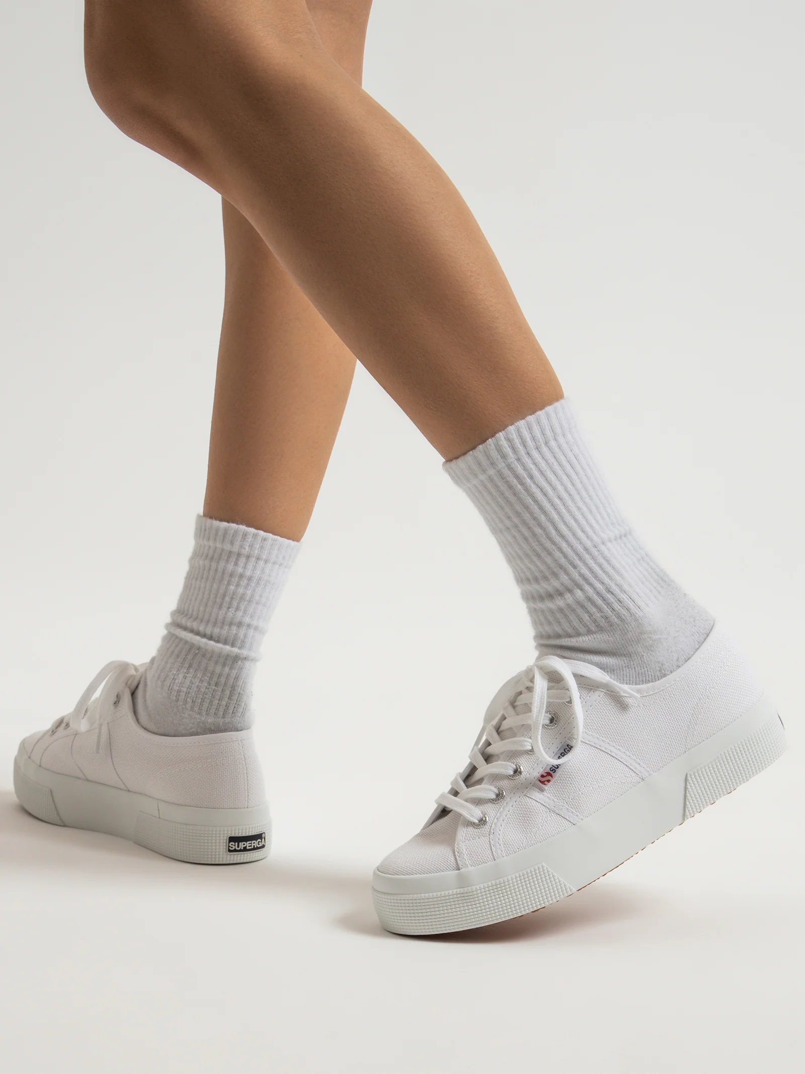 Womens 2740 Platform Sneakers