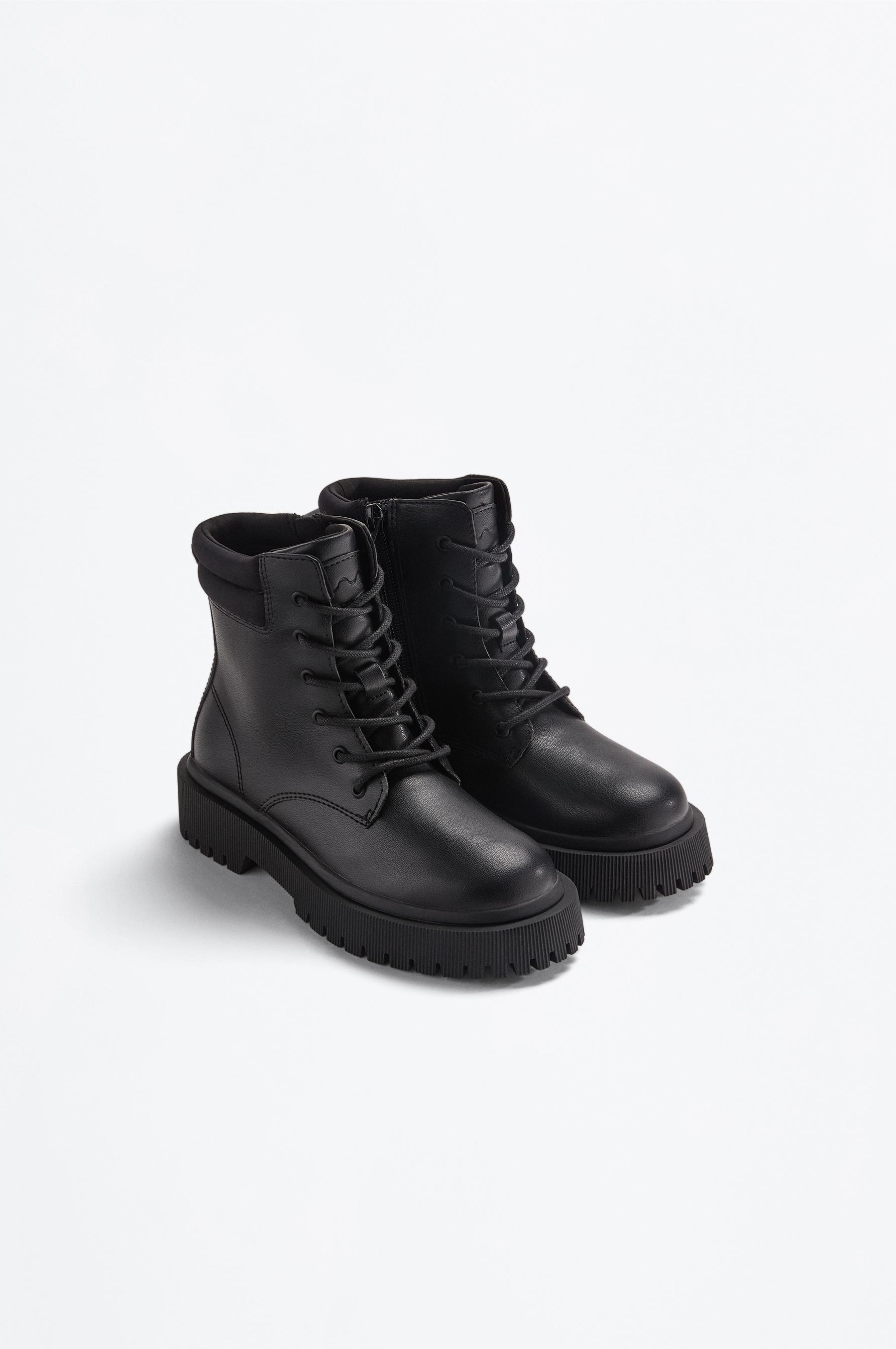 Bota collarín