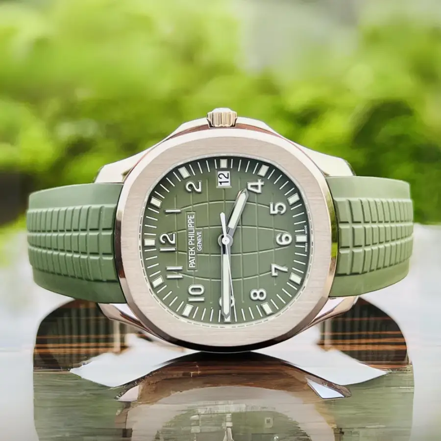 Patek Philippe – Aquanaut –  Rubber Strap – Curved – Sage Green