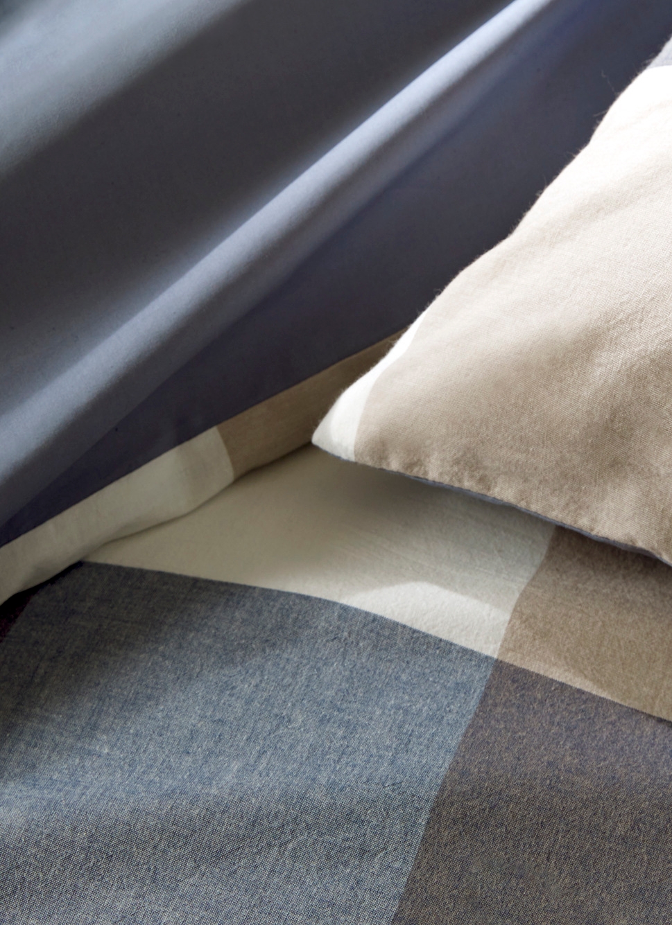 LOT DE 2 TAIES D'OREILLER EN COTON GRANDS CARREAUX BLEU
