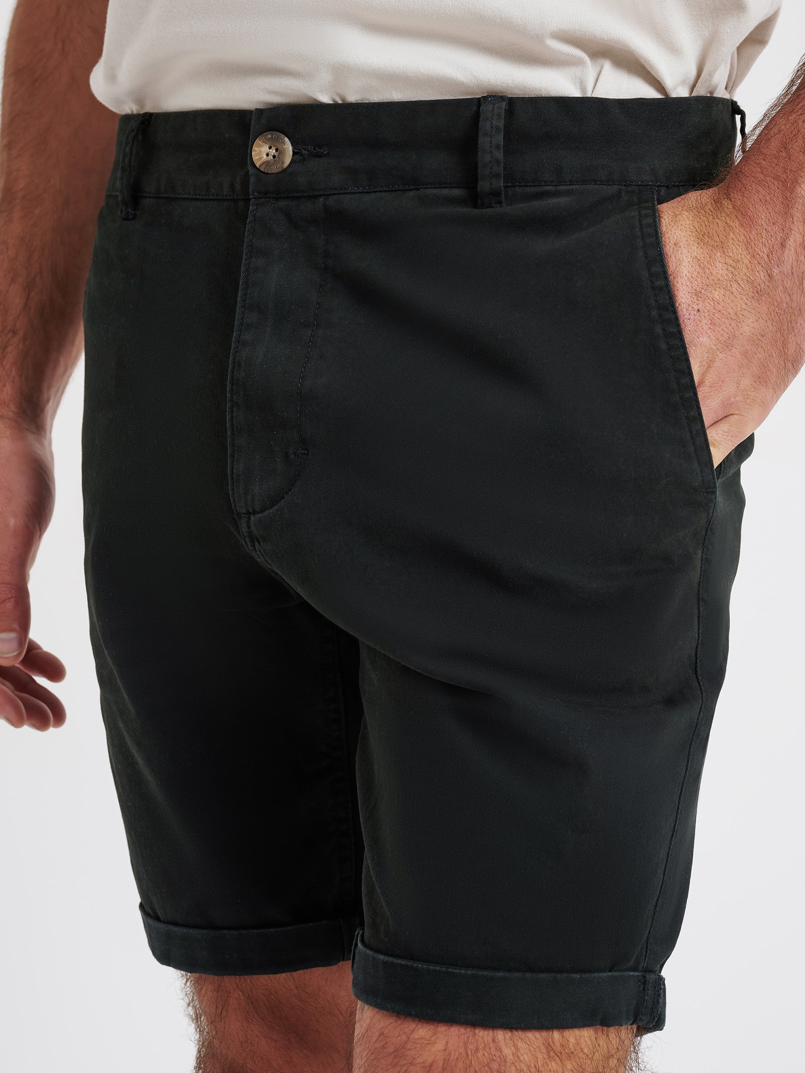 Ellis Chino Short