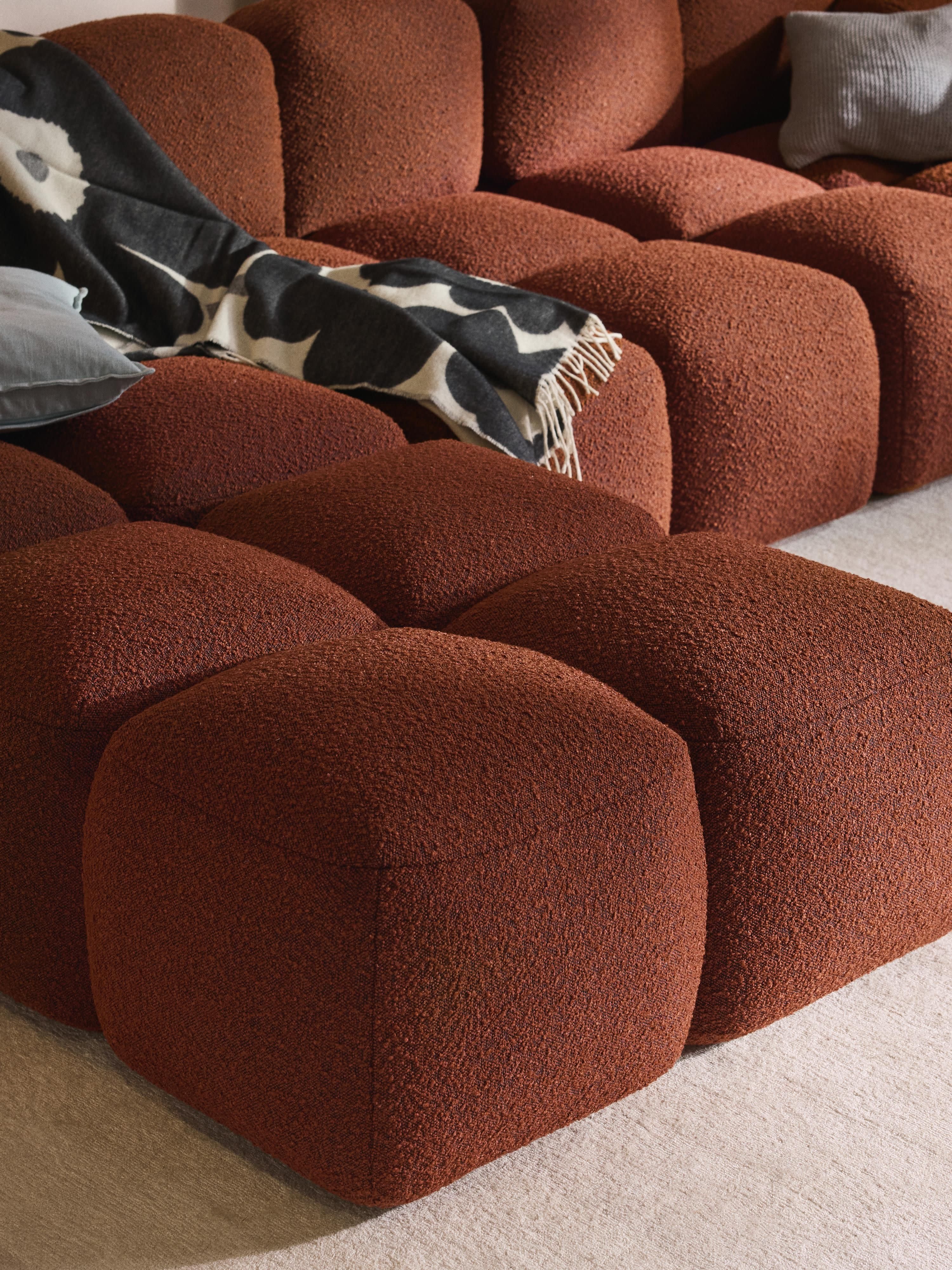 Sofa-Hocker Tayla aus Bouclé