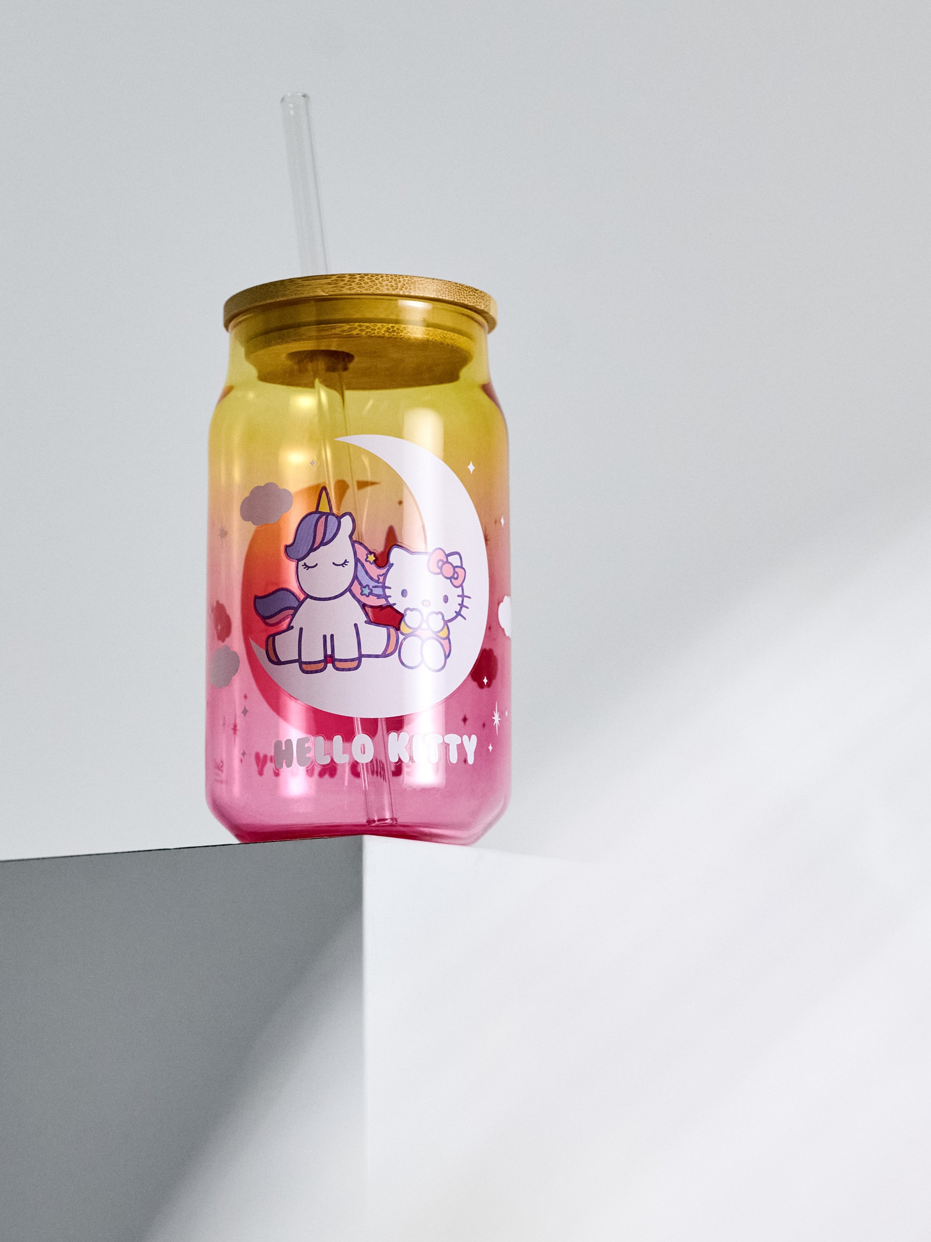 Kubek ze słomką Hello Kitty