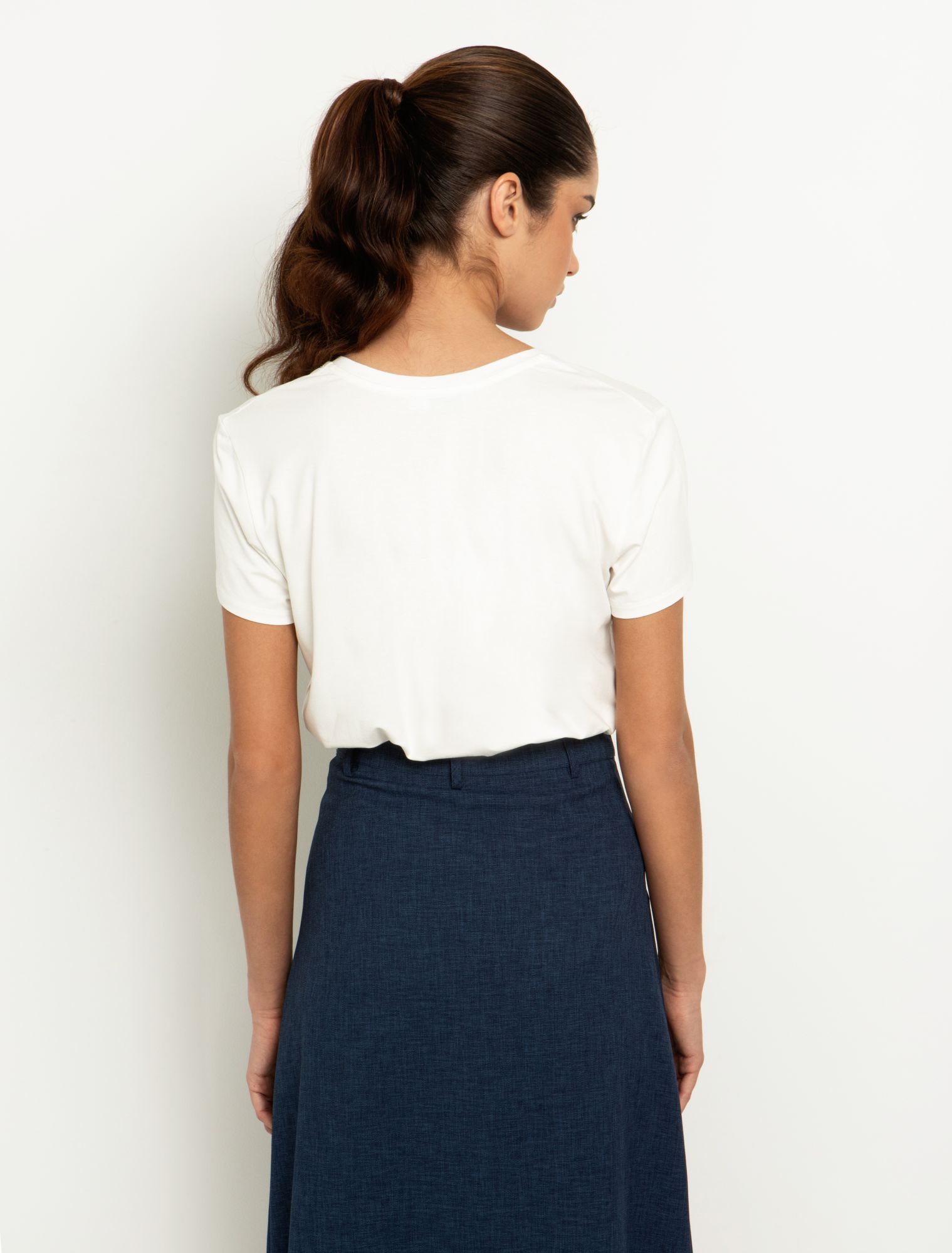 Μπλούζα με V