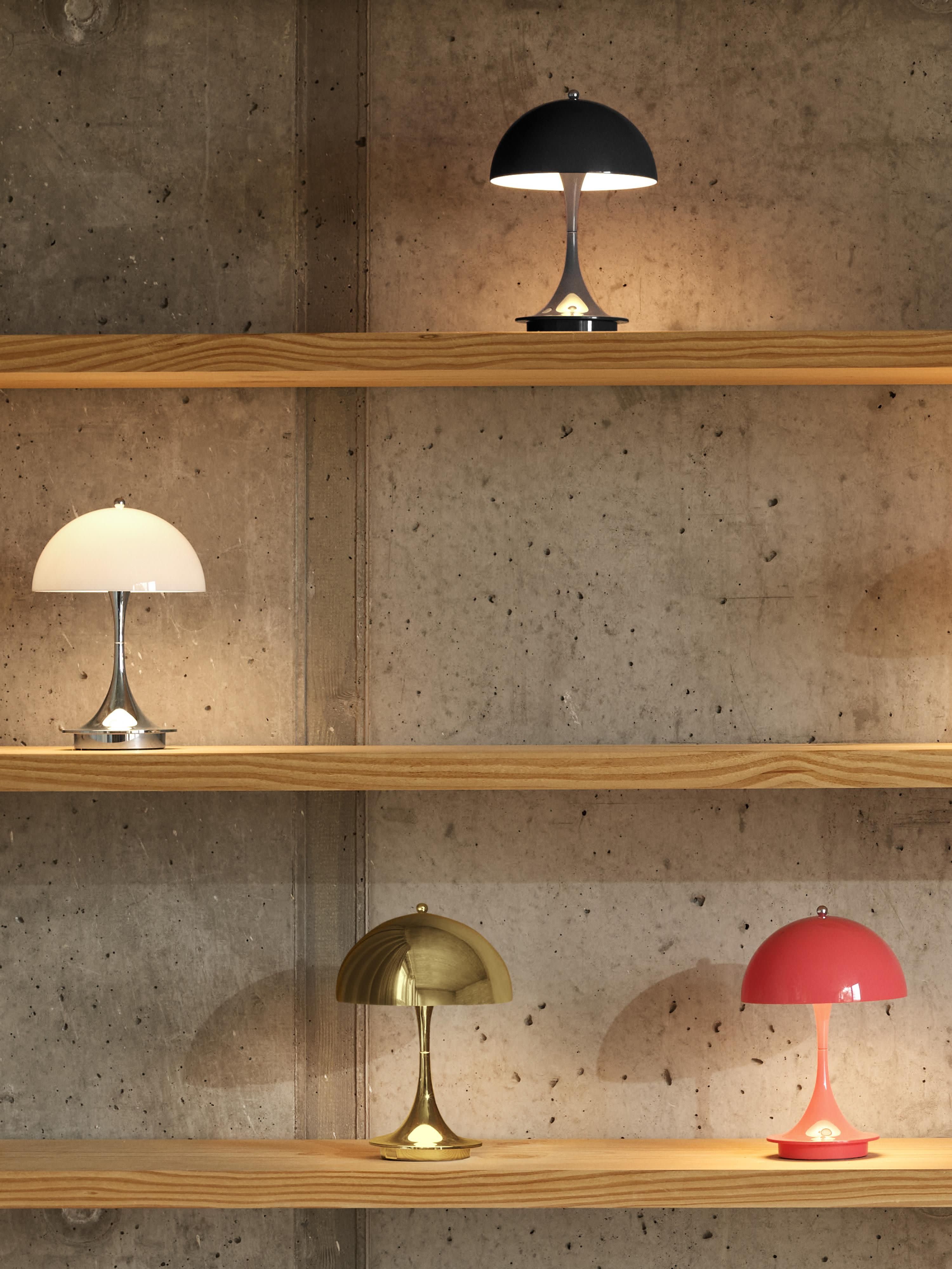 Mobile dimmbare LED-Tischlampe Panthella 160, Design Verner Panton