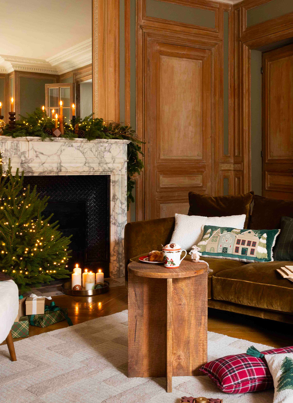 COUSSIN BRODÉ UNI THEO BLANC CASSE