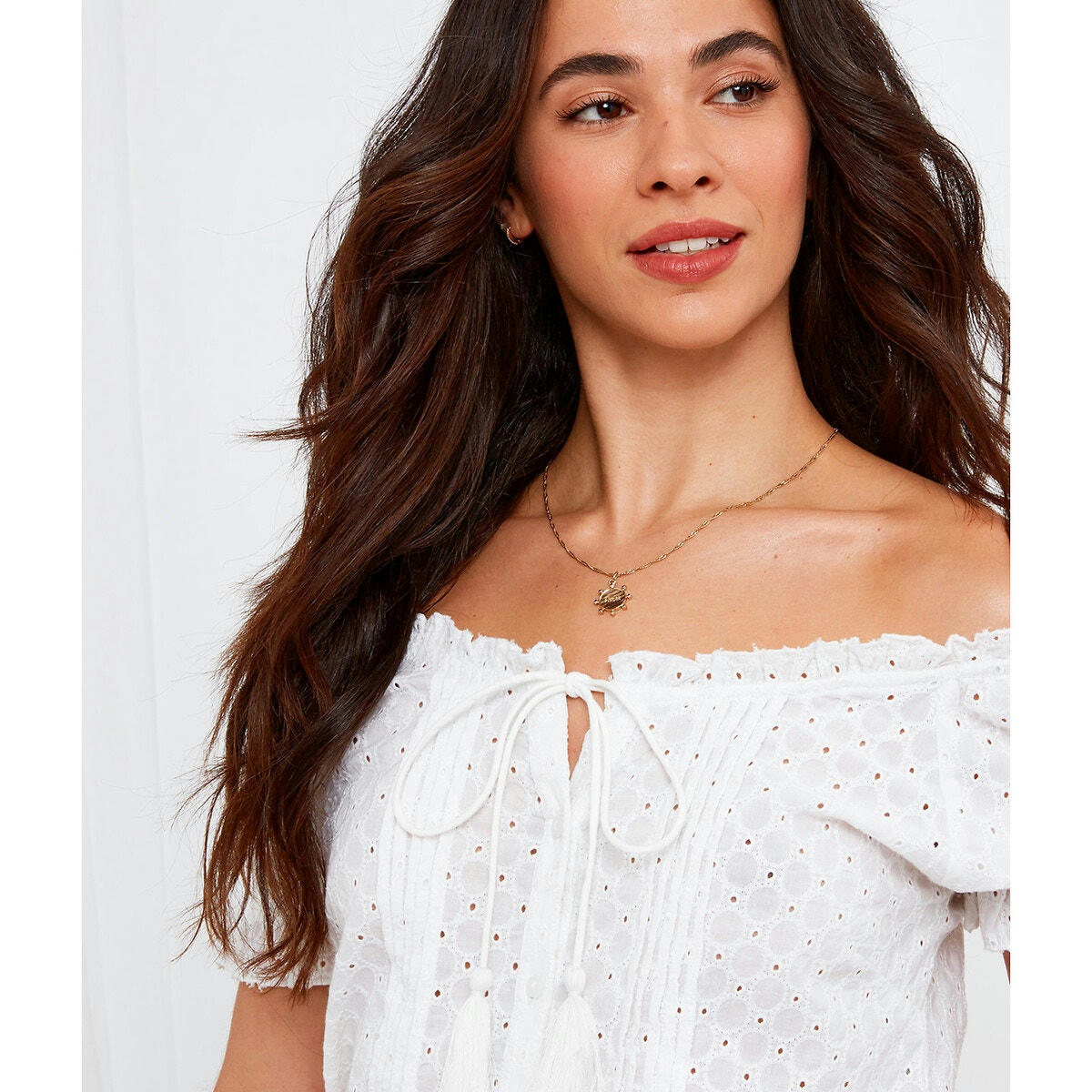 Chemisier manches courtes avec broderie