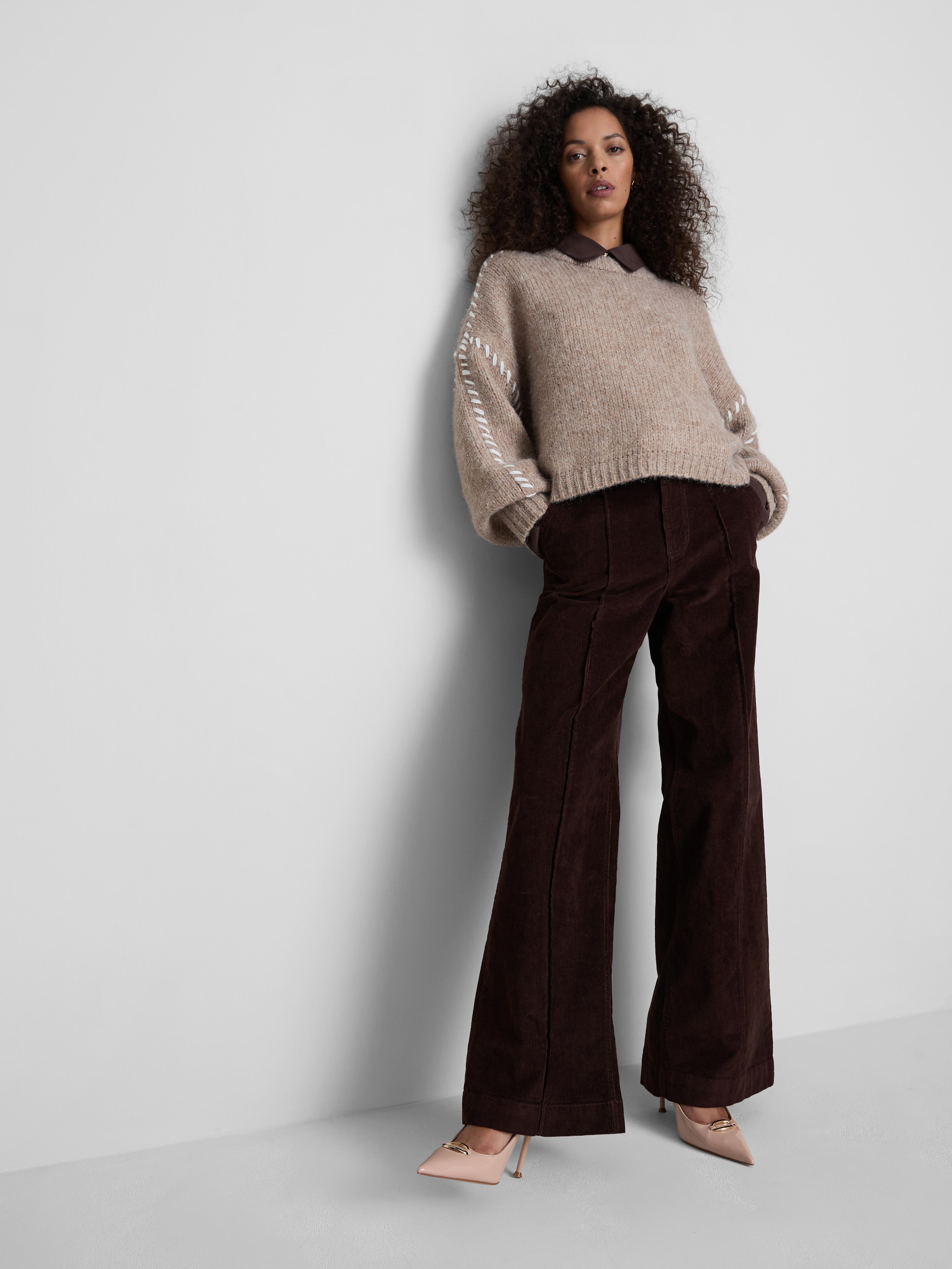 Relaxed Contrast Stitch Sweater