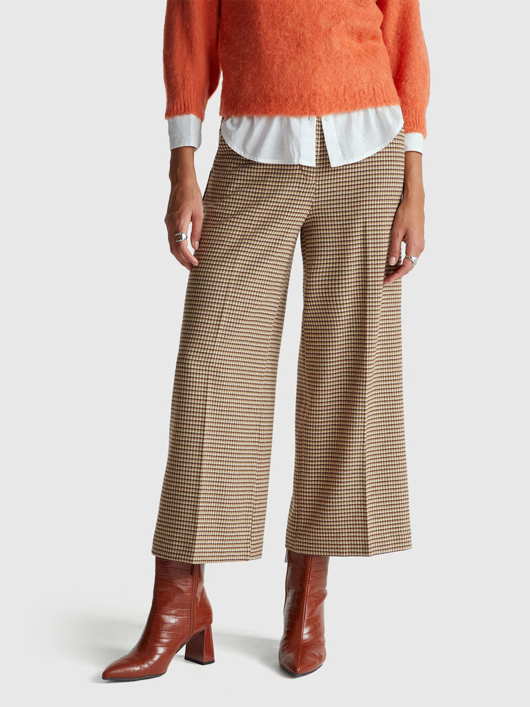 Wide leg houndstooth trousers