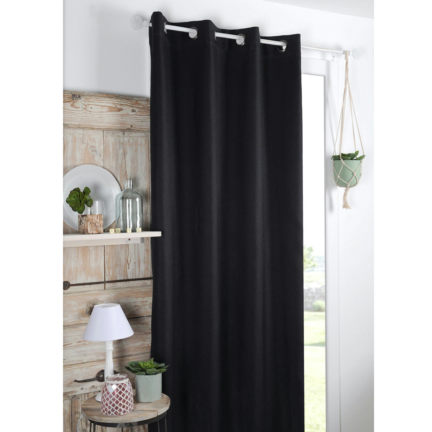 - Rideau occultant uni tramé polyester noir 140x260 cm