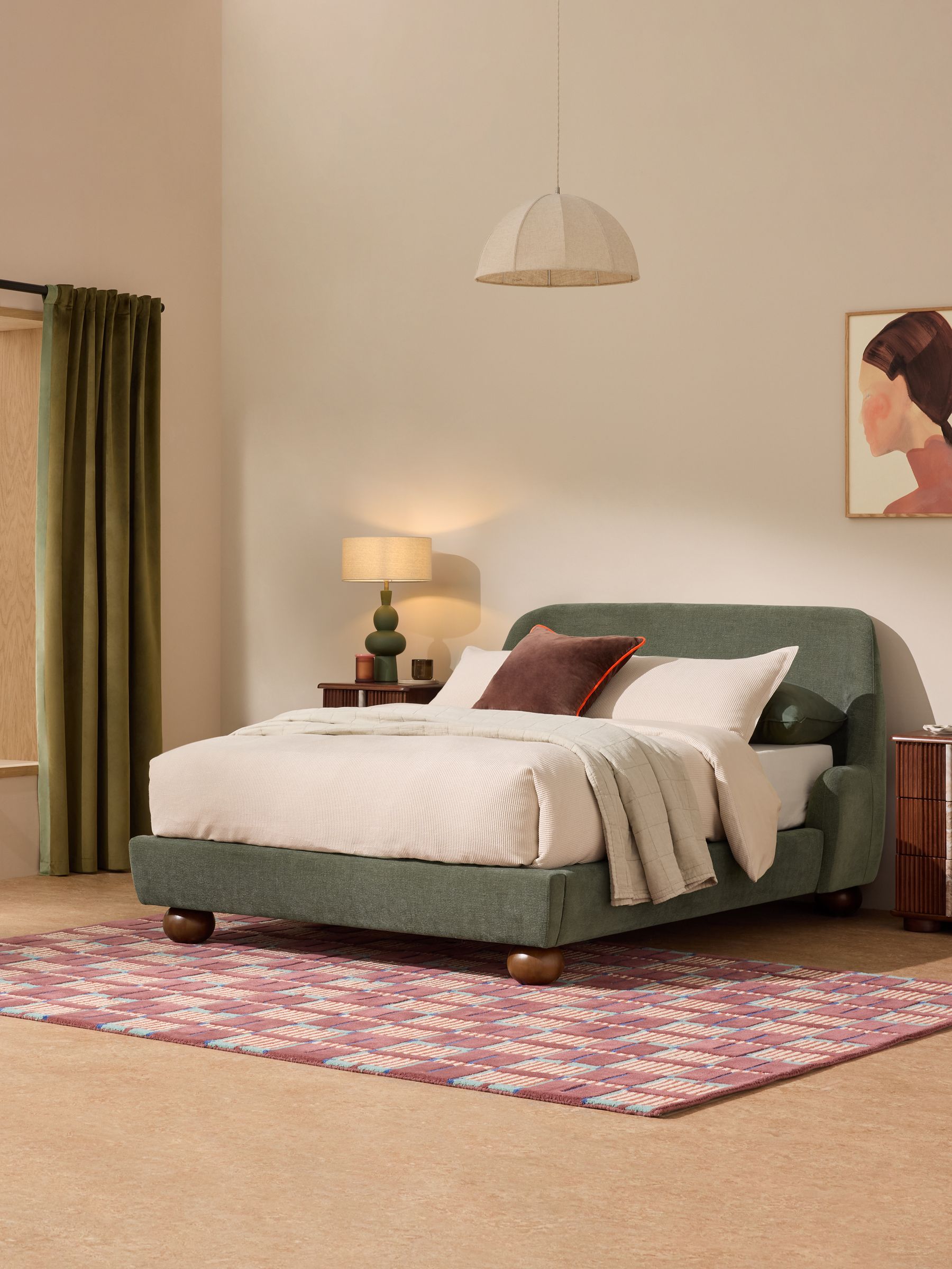 Ellio Bed in Soft Textured Weave Hunter Green