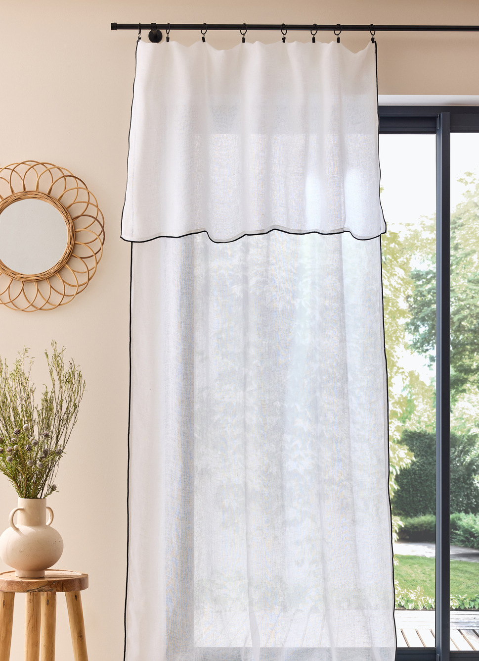 VOILAGE LÉGER EN LIN AVEC BOURDON NOIR BLANC