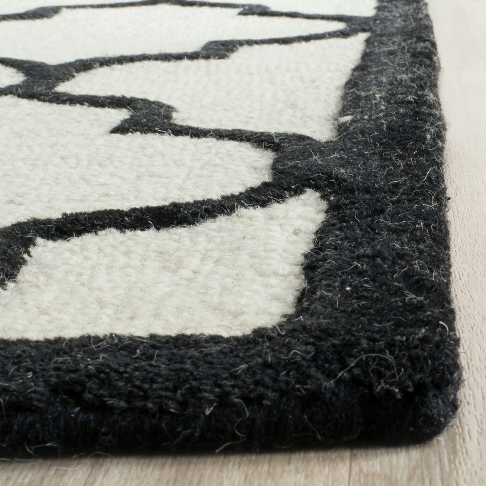 CAMBRIDGE - Tapis de salon interieur en  ivoire & noir, 91 x 152 cm