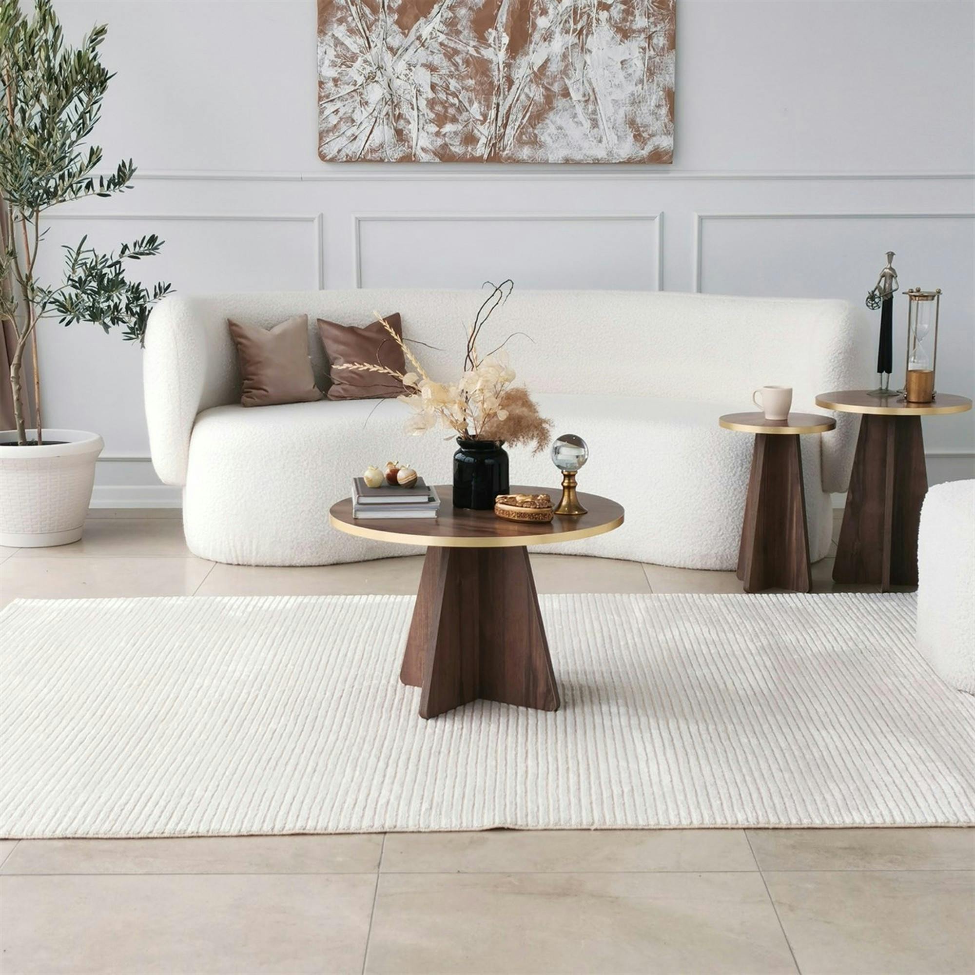 Table basse ronde effet noyer & pieds trapèze MARFA
